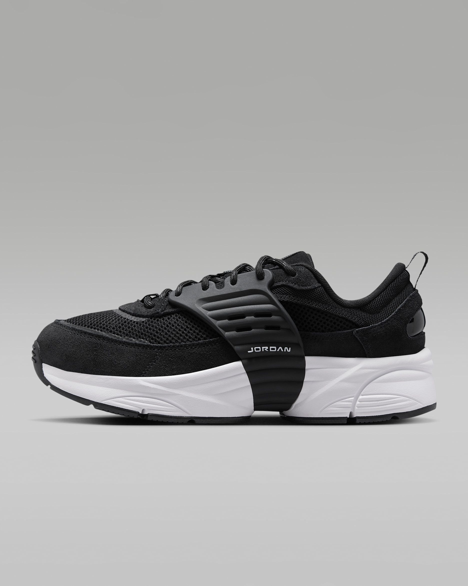 ジョーダン トランナー O/S メンズシューズ - ブラック/ホワイト