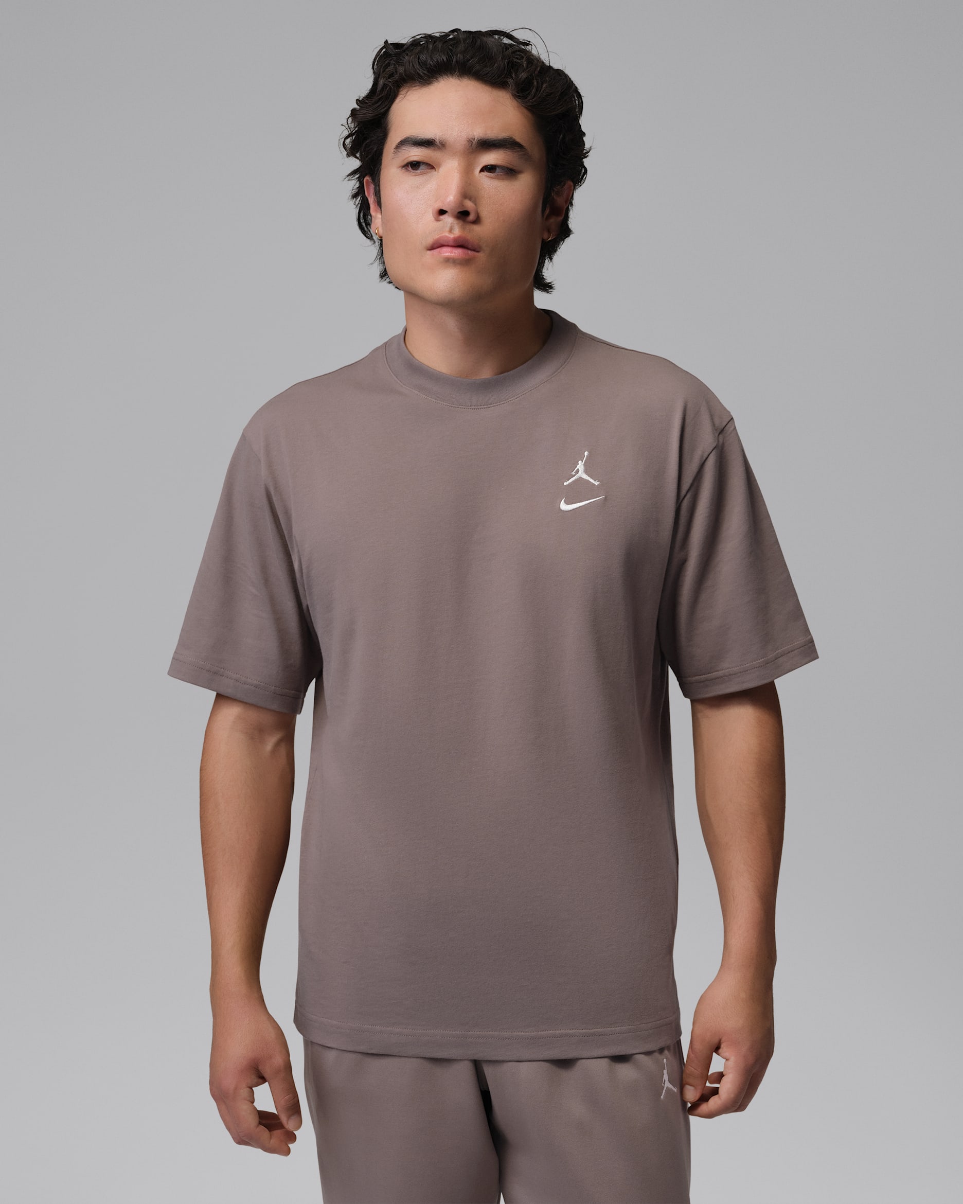 ジョーダン ブルックリン メンズ T シャツ - オリーブグレー/セイル