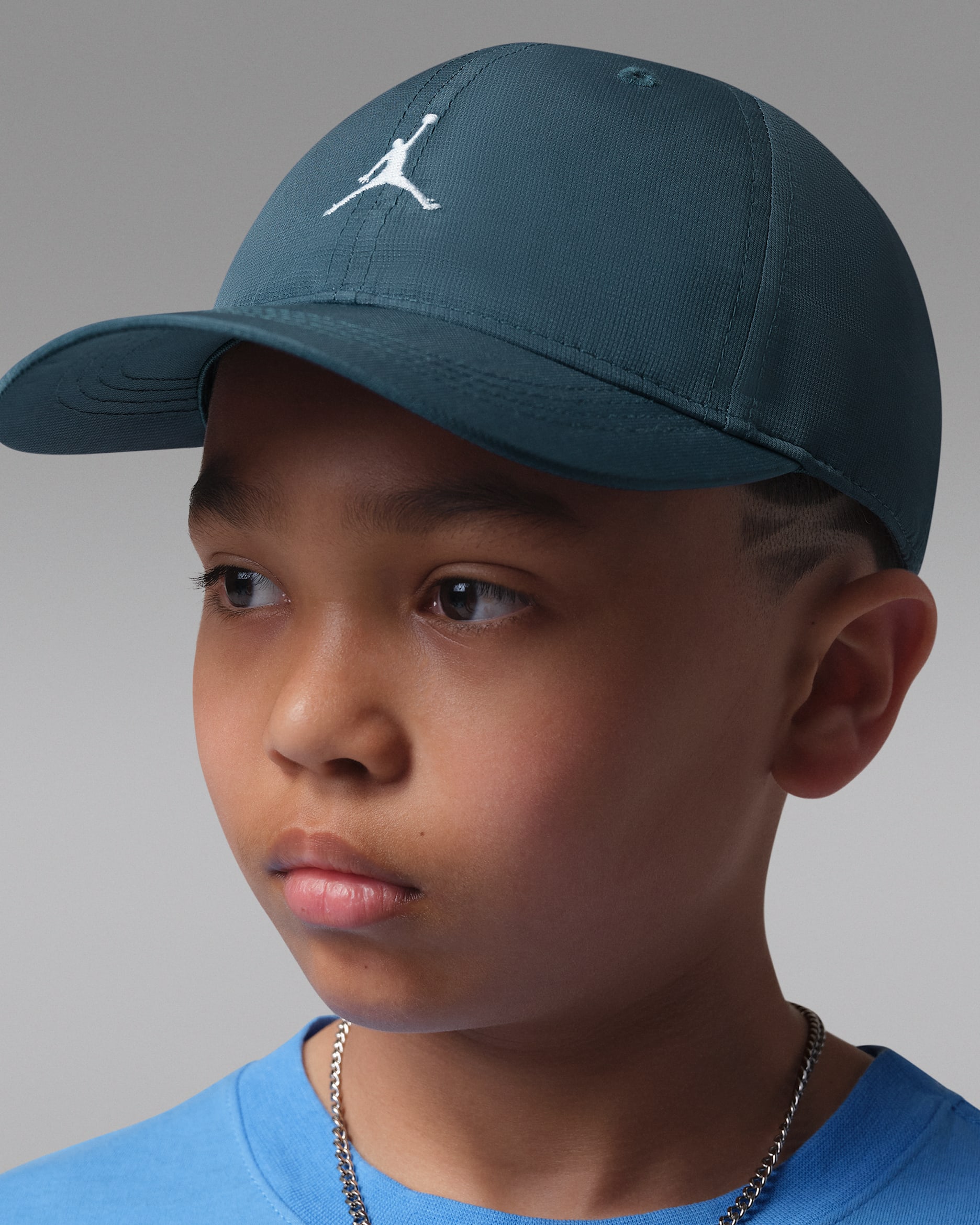 Jordan Essentials Cap mit Dri-FIT-Technologie (ältere Kinder) - Squadron Blue