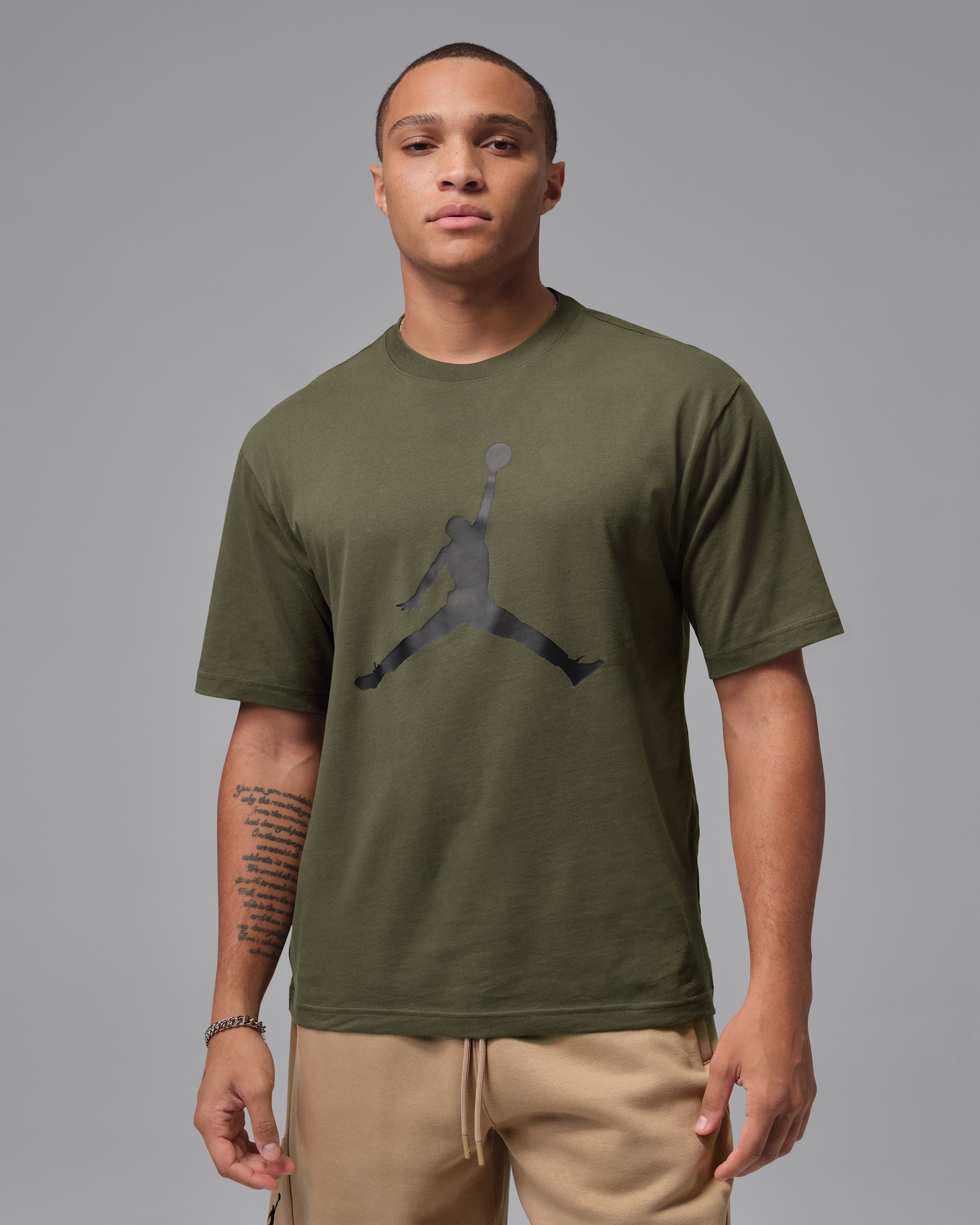 Jordan T-Shirt (Herren) - Cargo Khaki/Schwarz/Schwarz