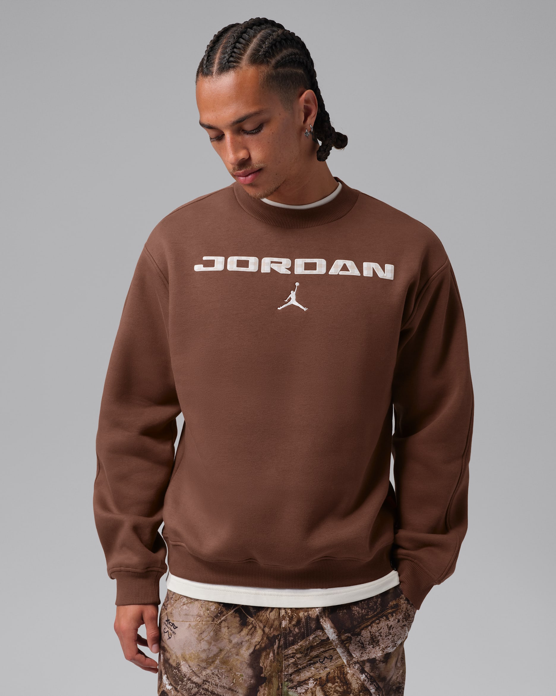 Sudadera de cuello redondo de tejido Fleece para hombre Jordan Brooklyn - Marrón fauna/Vela