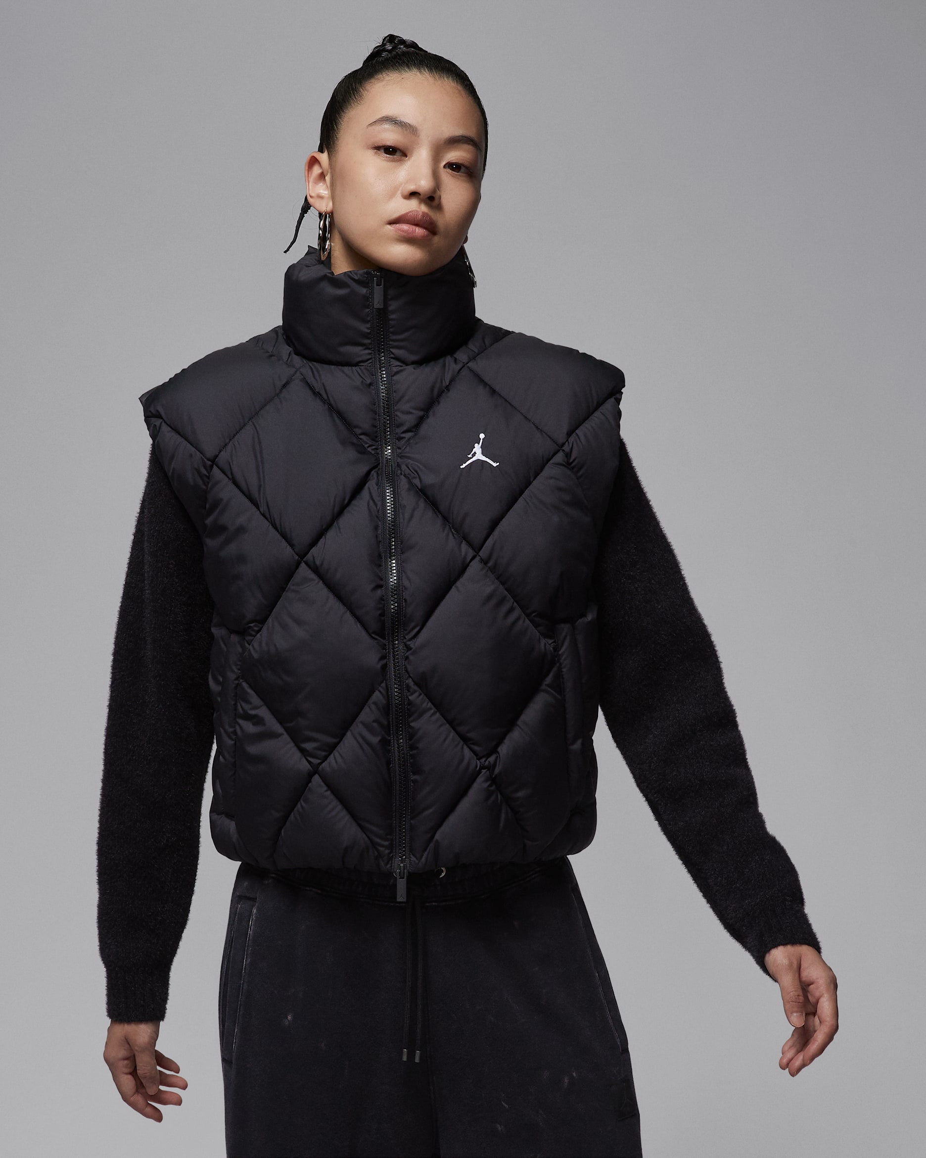 NIKE Jordan womanサイズL黒ブラック アウター ファー襟付き 長袖 