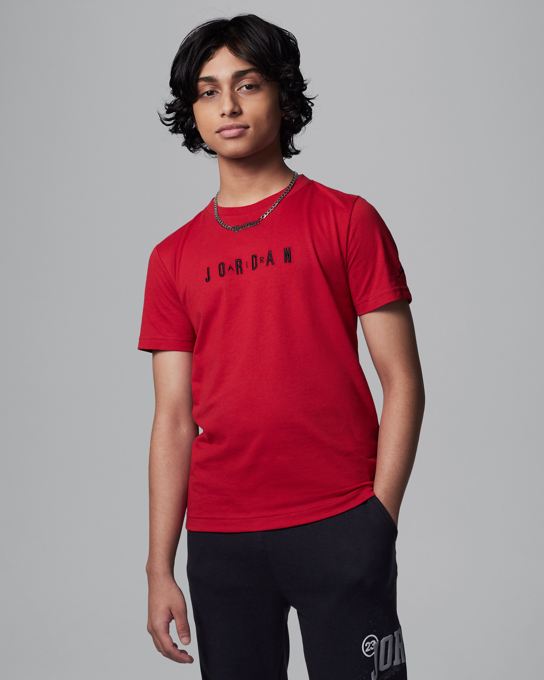 Jordan Older Kids' Embroidered Logo T-Shirt - Gym Red