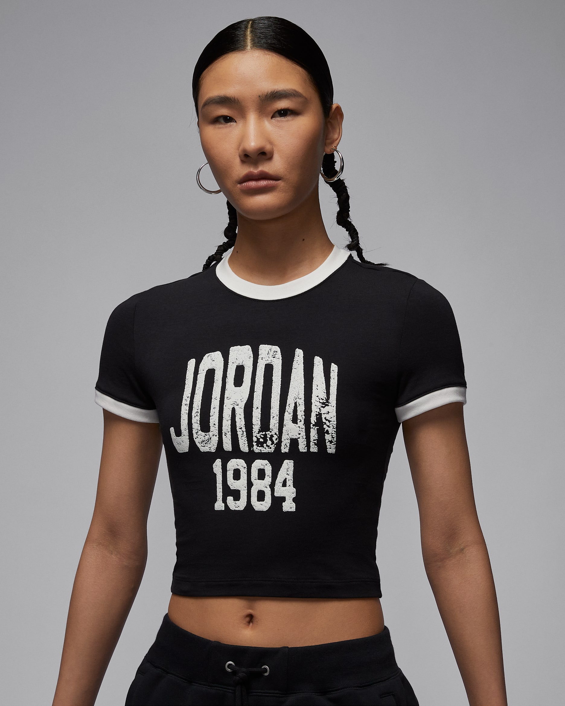 ジョーダン ウィメンズ クロップド グラフィック Tシャツ - ブラック