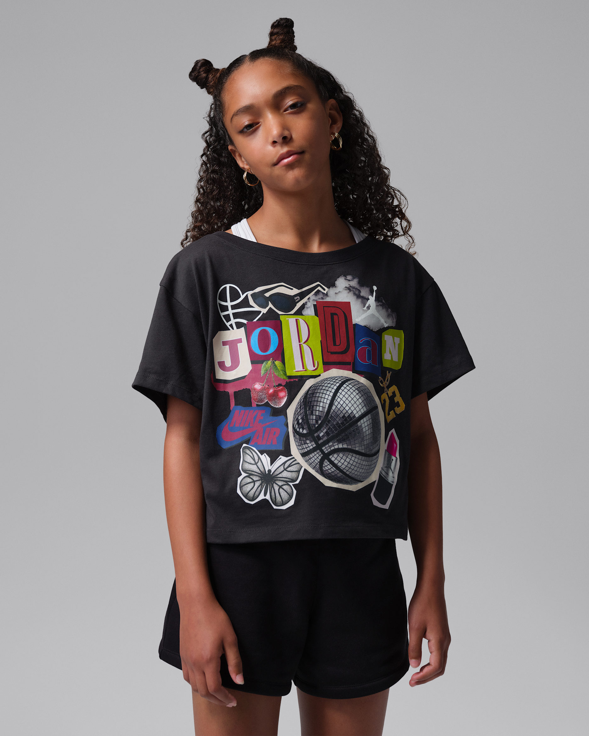 Playera Air con collage para niños talla grande Jordan - Sombrío apagado