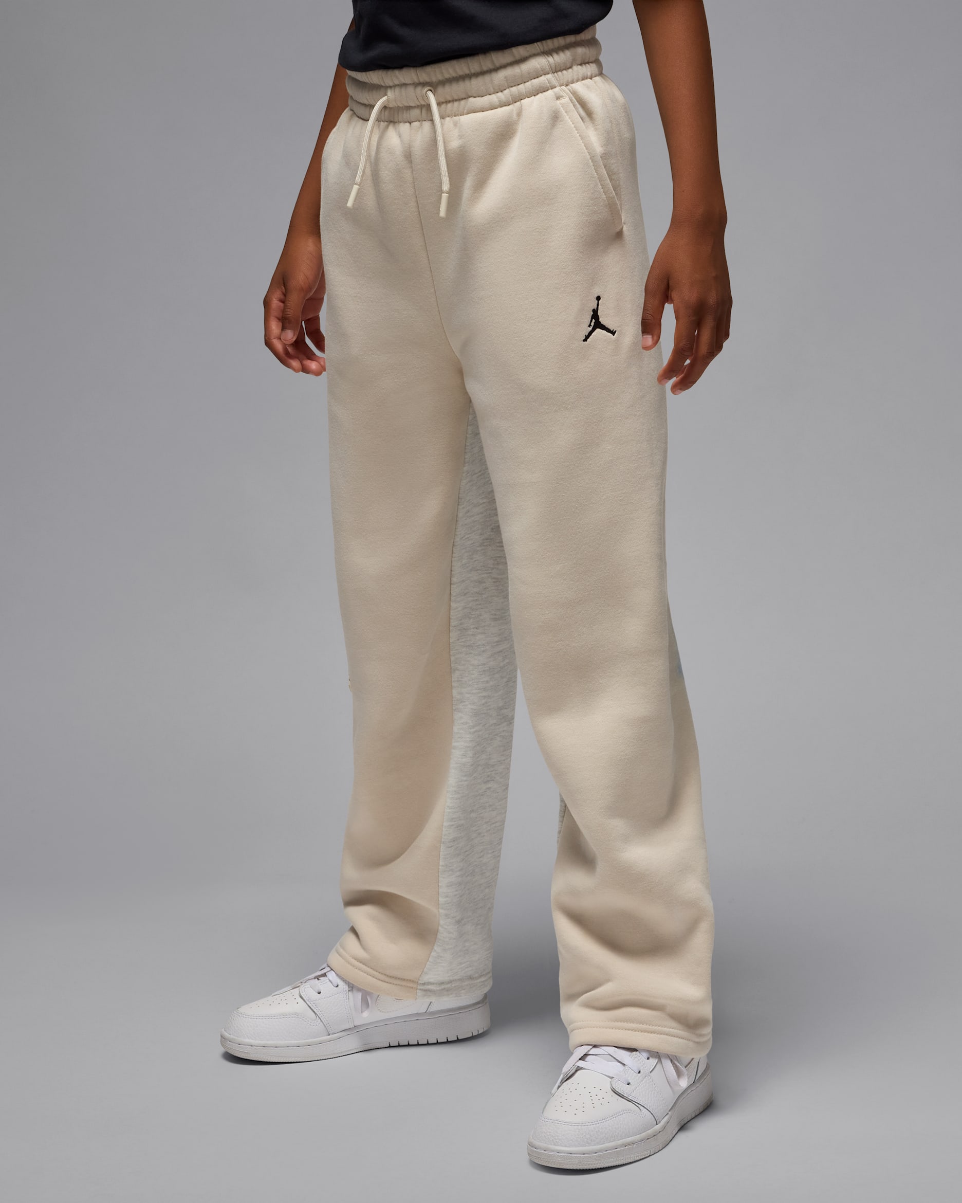 Jordan Older Kids' Future Flight Fleece Trousers - Light Orewood Brown