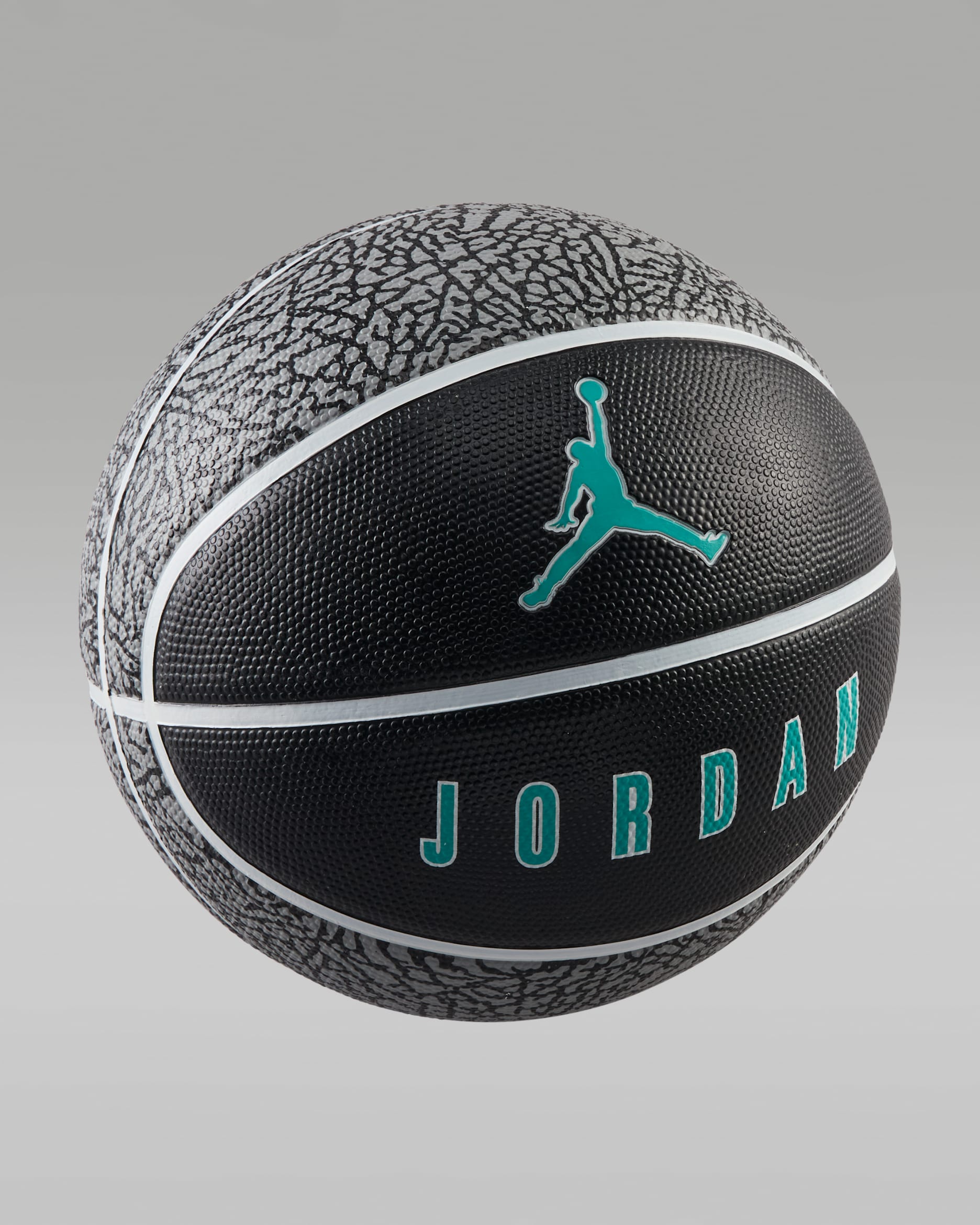 조던 플레이그라운드 2.0 8P 농구공(공기 제거 상태) - 블랙/화이트/화이트/클리어 제이드