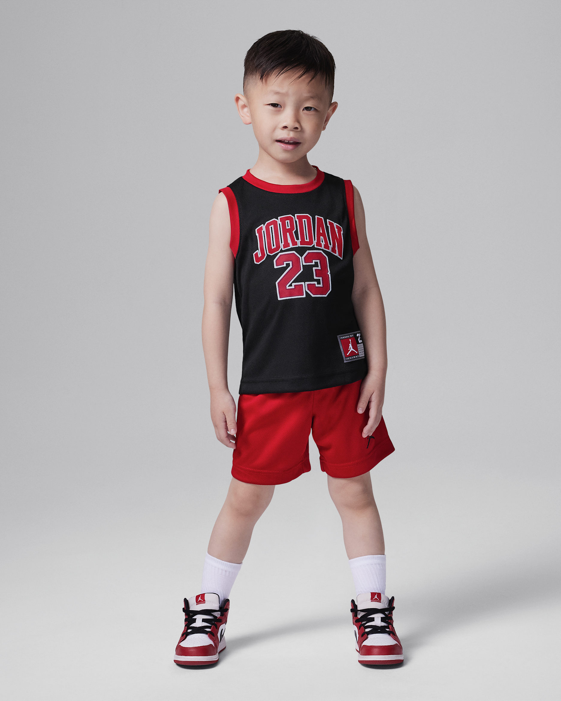 Conjunto de jersey infantil Jordan 23 - Negro/Rojo gimnasio