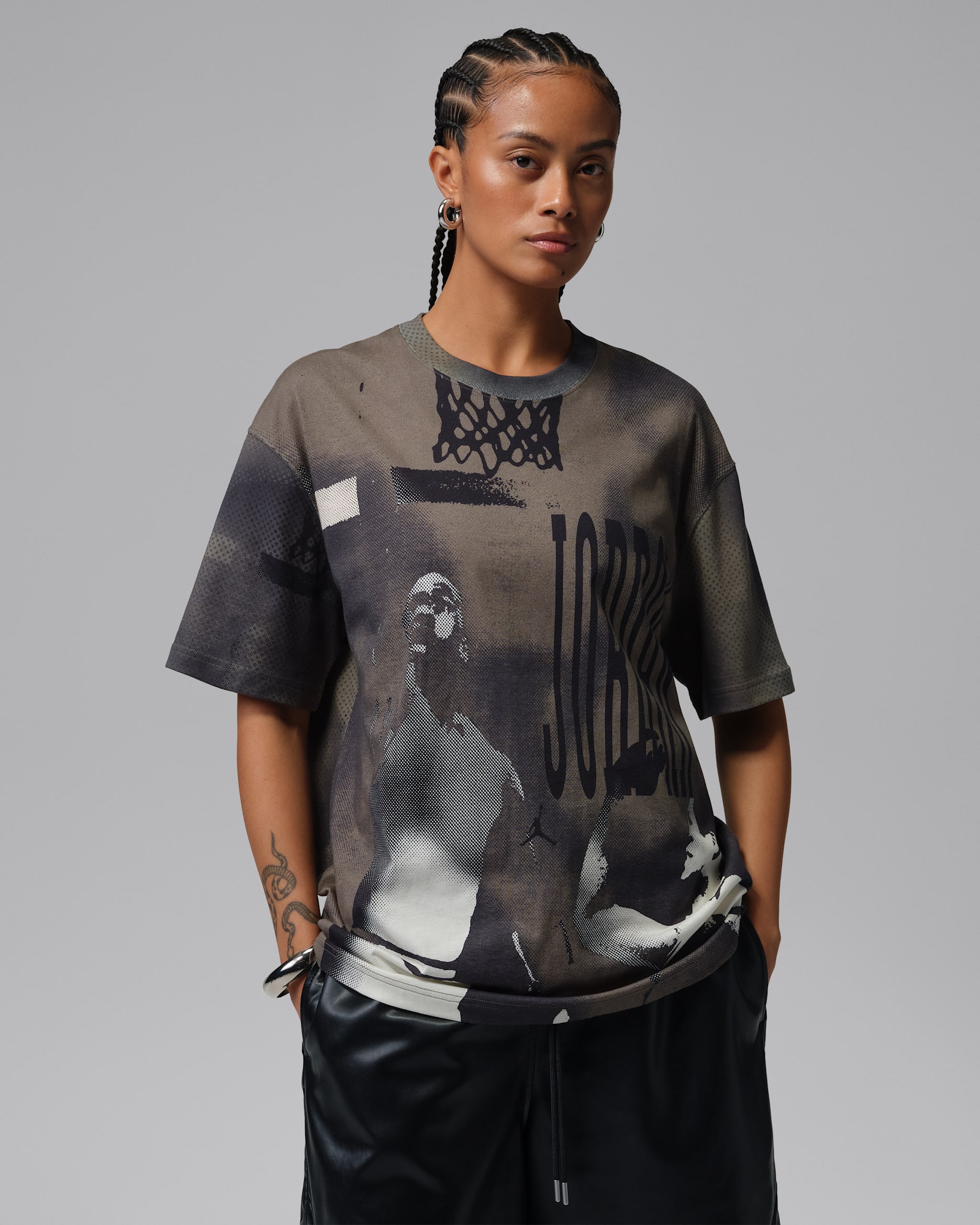 Jordan Flight Women's Oversized Graphic T-Shirt - Black/Black