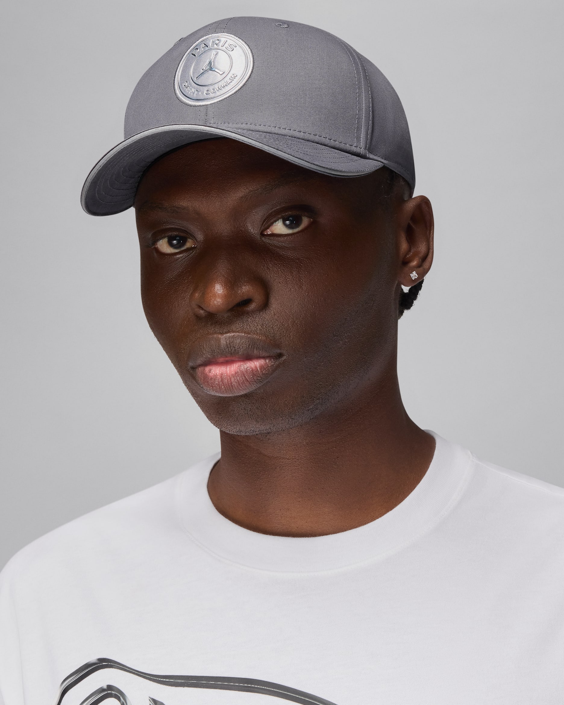 파리 생제르맹 라이즈 스트럭처드 모자 - 라이트 그래파이트/크롬