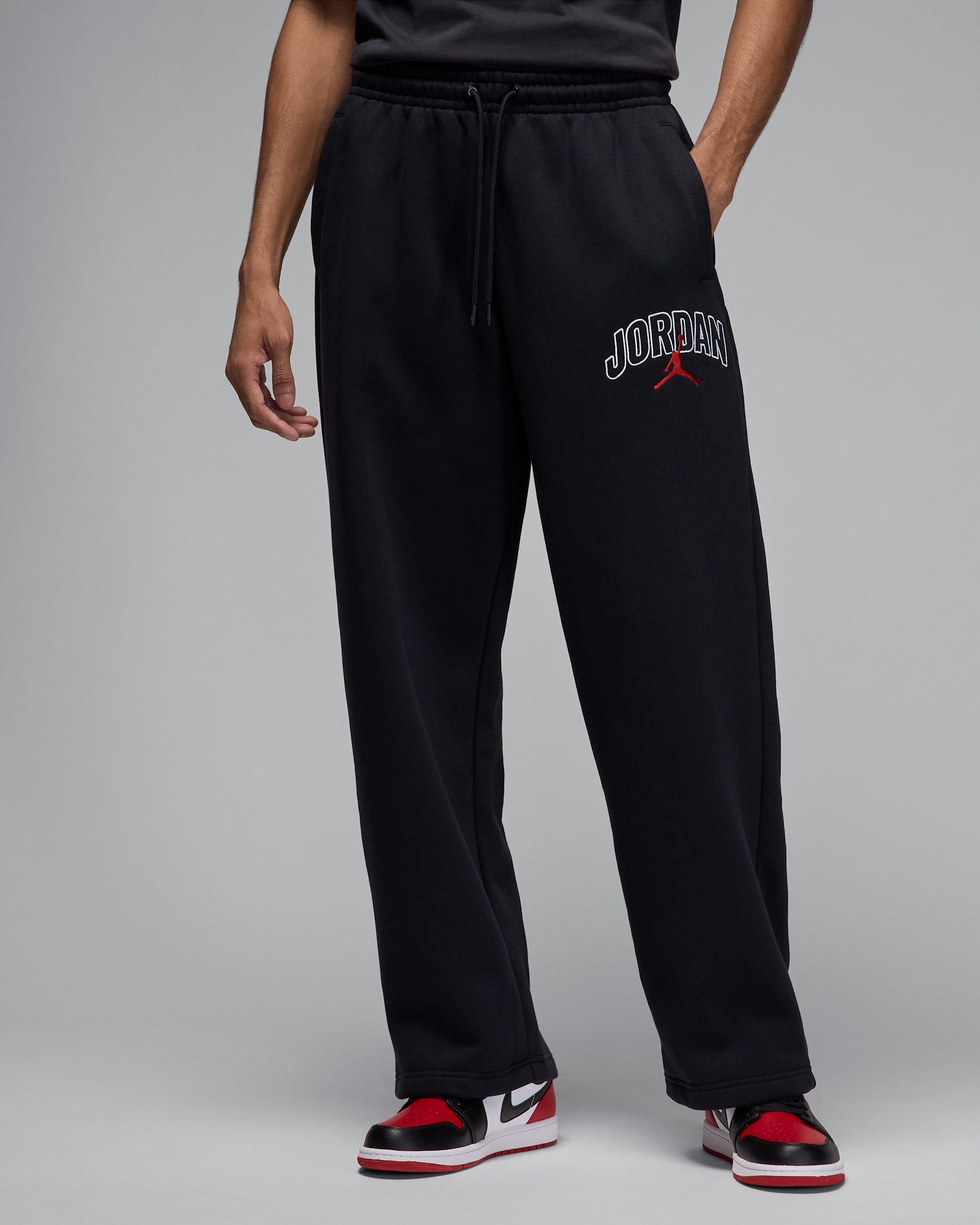 Jordan Brooklyn Fleece Men's Oversized Open-Hem Trousers - Black/Gym Red
