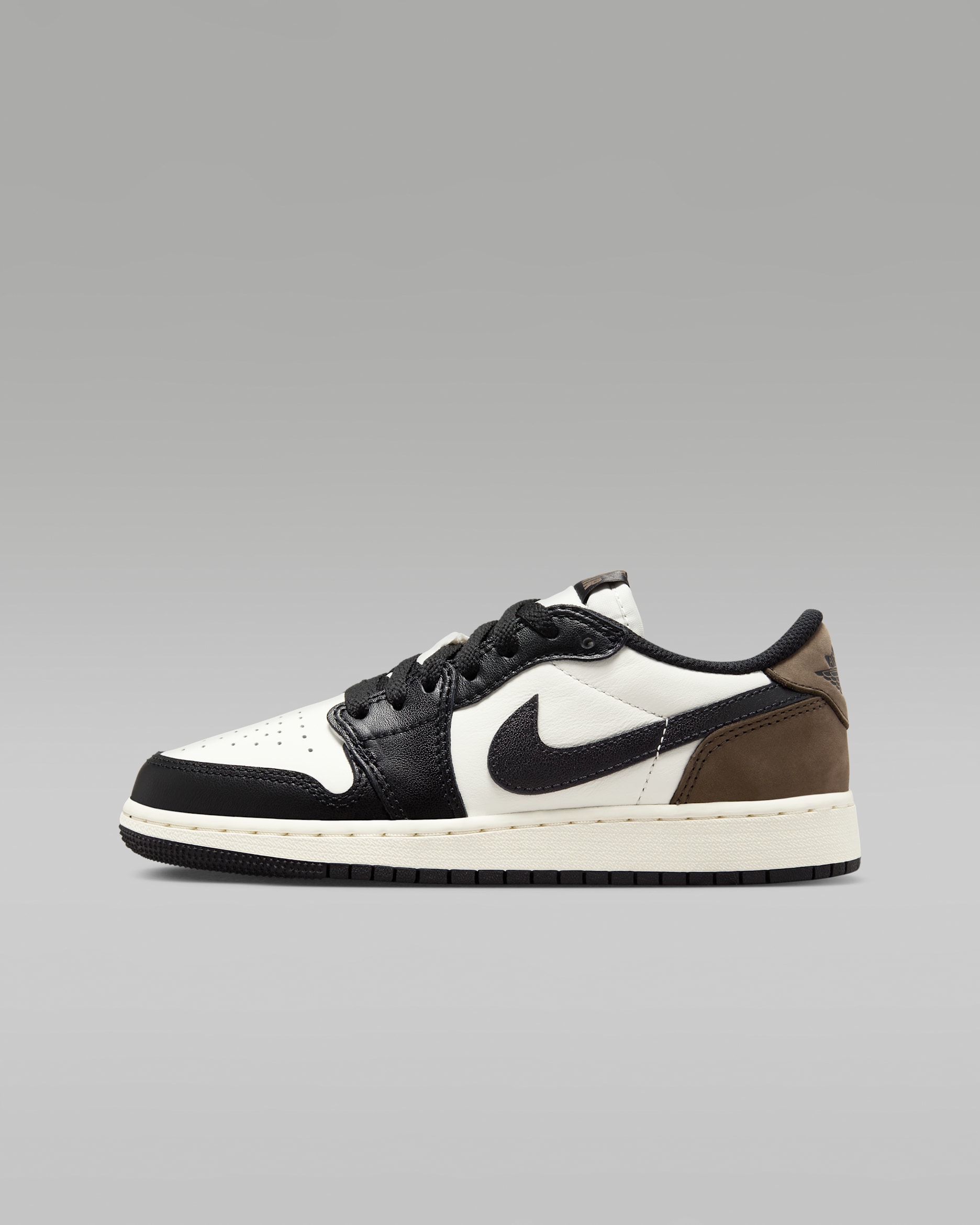 Air Jordan 1 Low OG 'Mocha' Older Kids' Shoes - Sail/Dark Mocha/Black