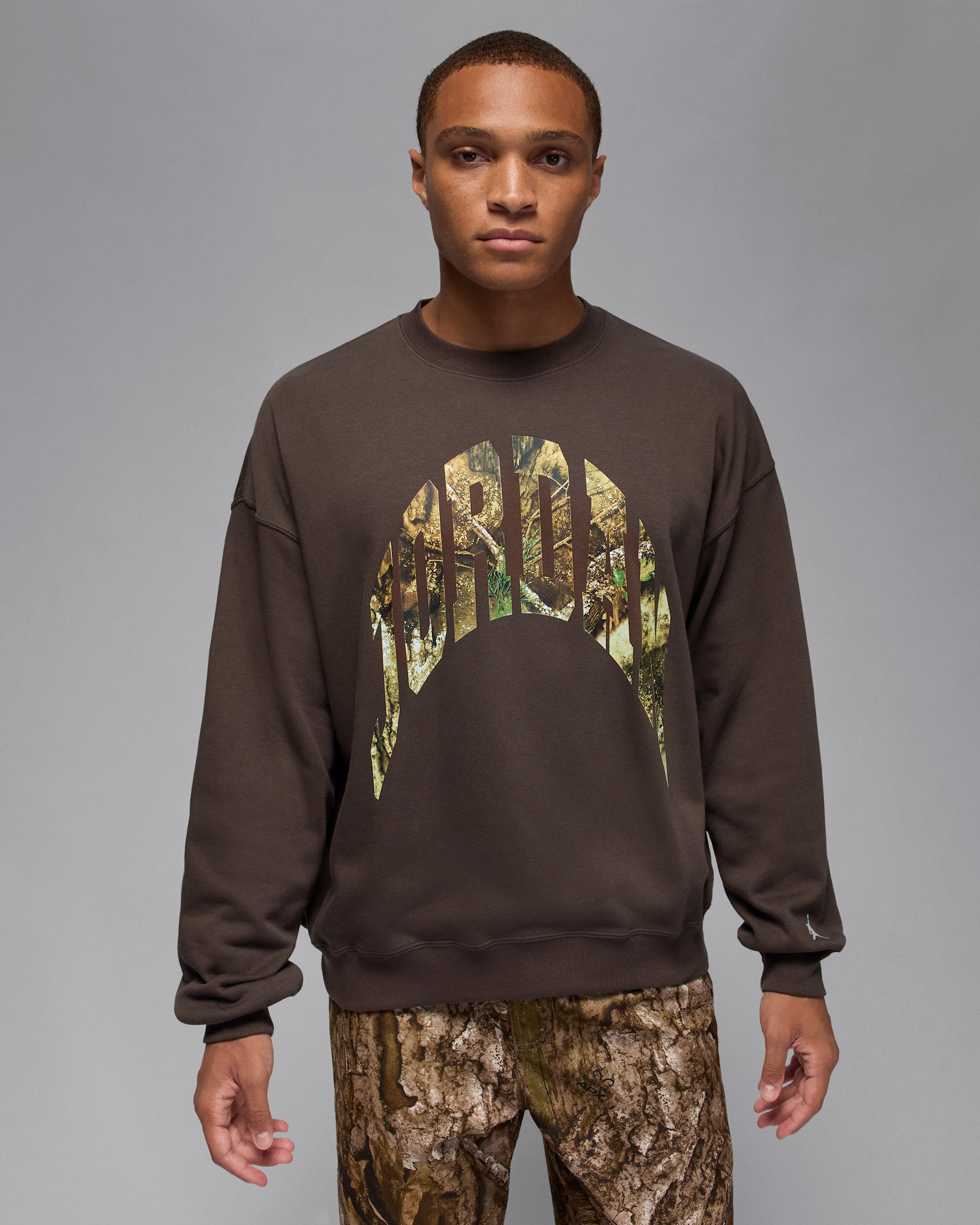Jordan Brooklyn Men's French Terry Realtree Crew-Neck Sweatshirt - Baroque Brown/Sail