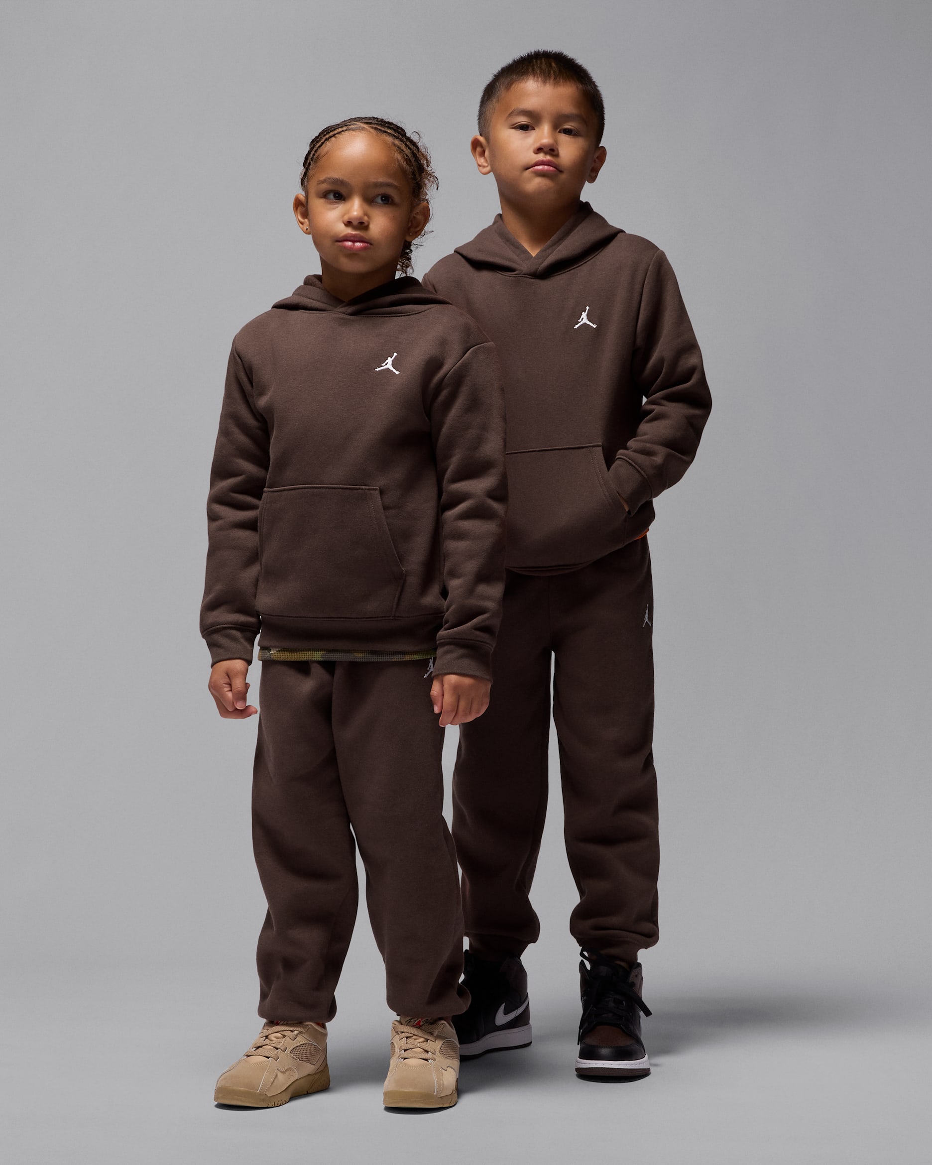 Jordan Brooklyn Fleece belebújós, kapucnis pulóverekből álló kétrészes szett kisgyerekeknek - Baroque Brown