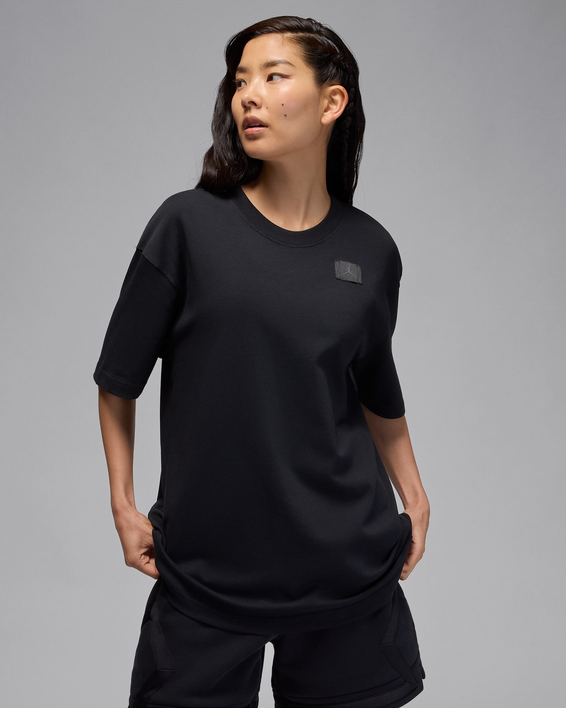 ジョーダン フライト エッセンシャル ウィメンズ オーバーサイズド Tシャツ - ブラック