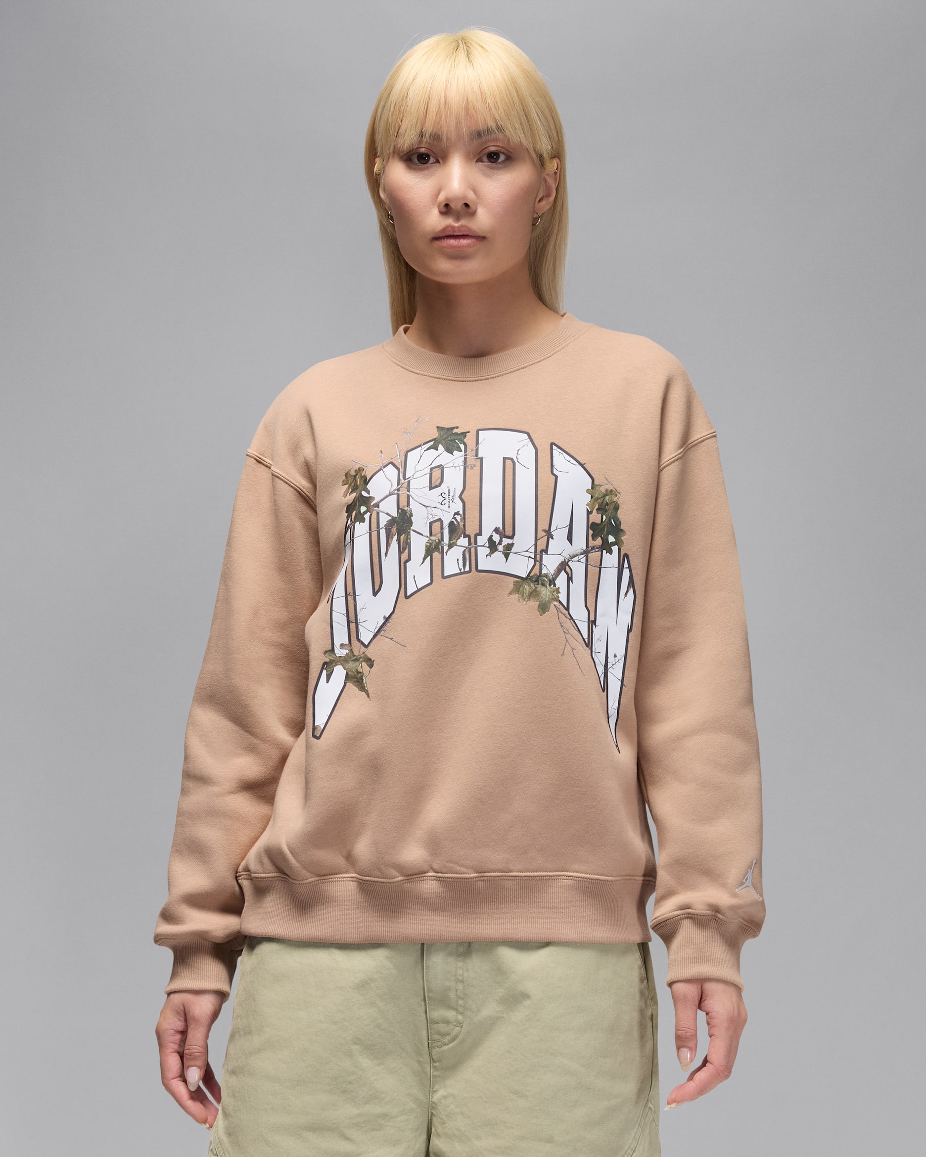 Jordan Brooklyn Fleece Women's Realtree Crew-Neck Sweatshirt - Hemp/Sail