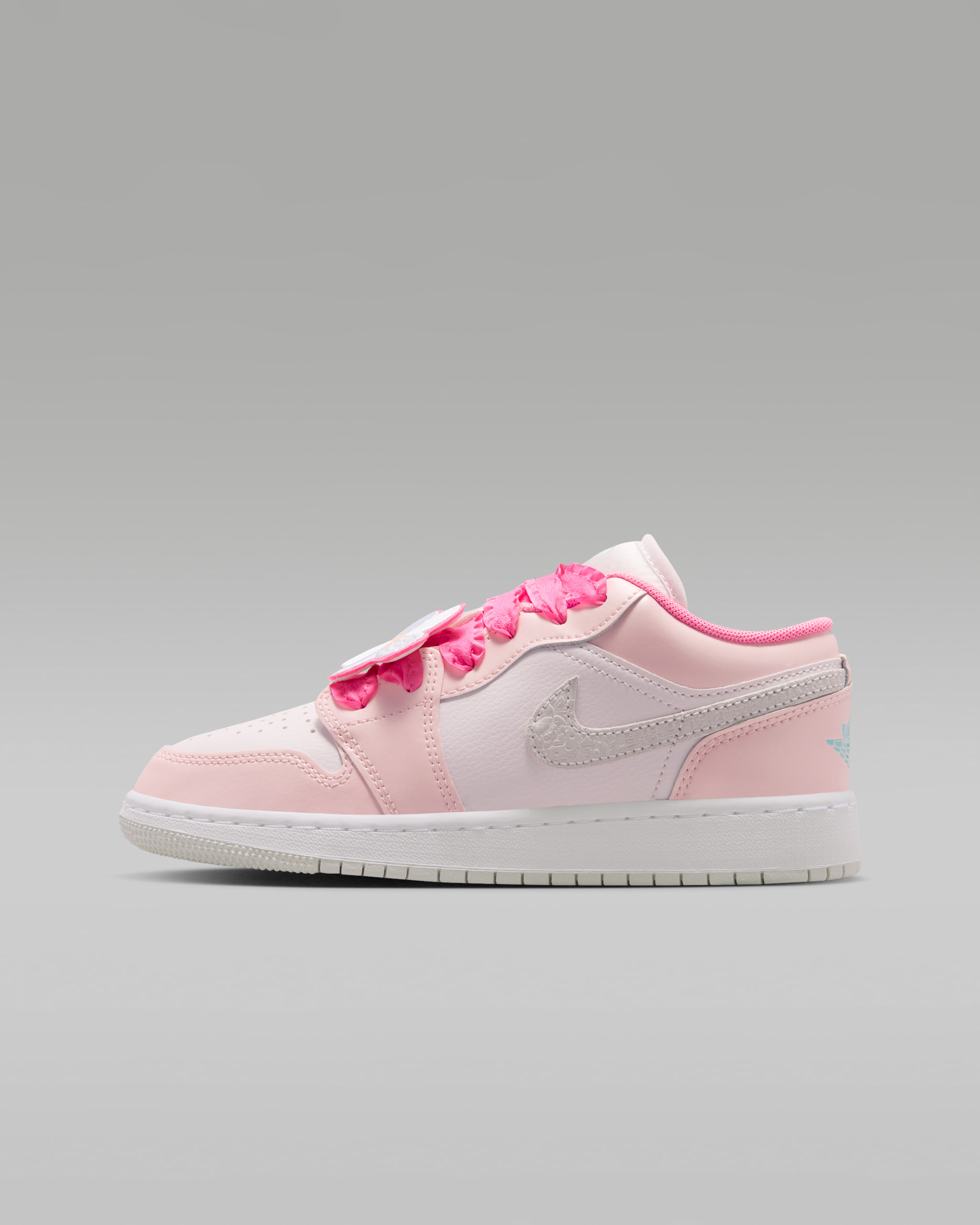 에어 조던 1 로우 SE 주니어 신발 - 핑크 블룸/펄 핑크/하이퍼 오렌지/핑크 글로우