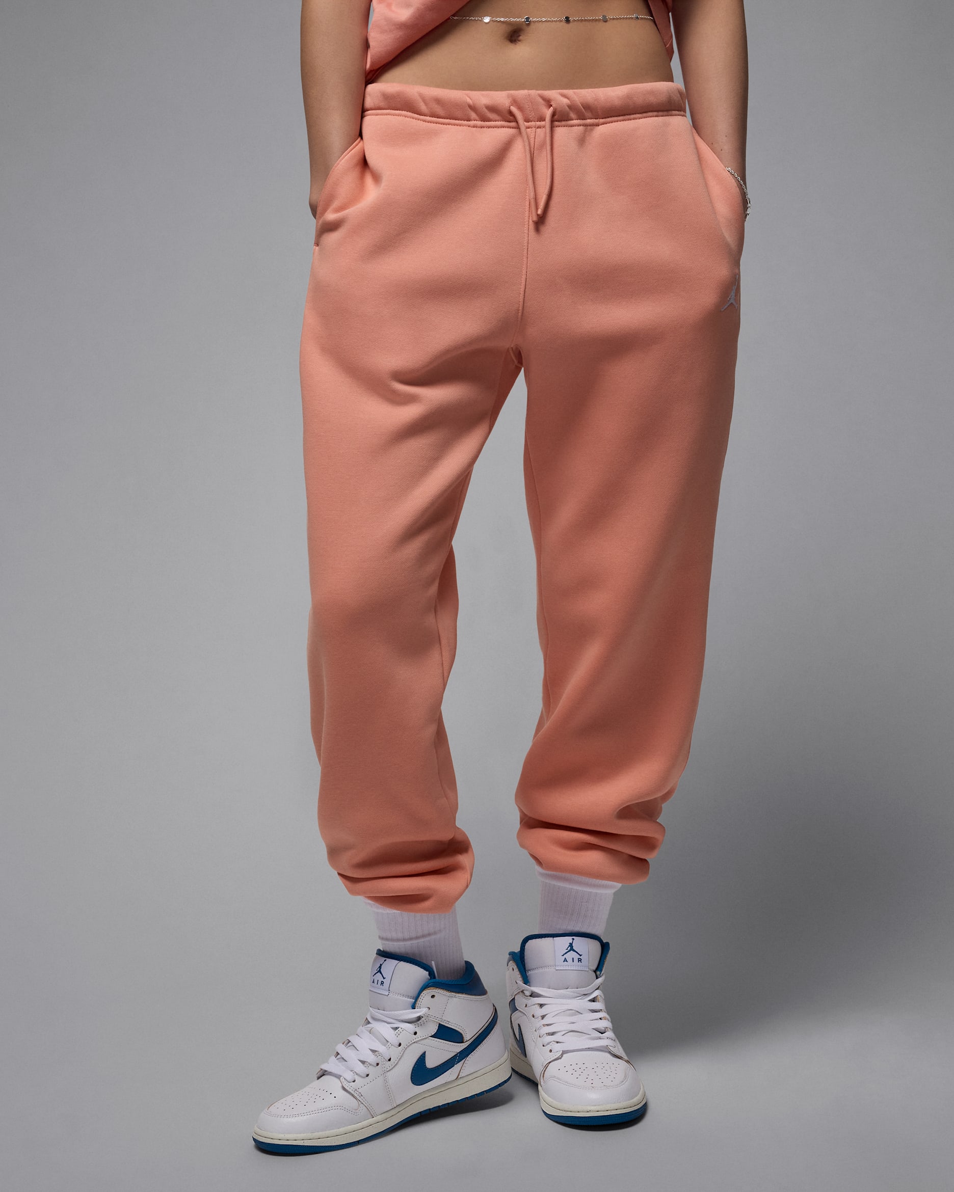 Pants para mujer Jordan Brooklyn Fleece - Raíz de Rubia claro/Blanco