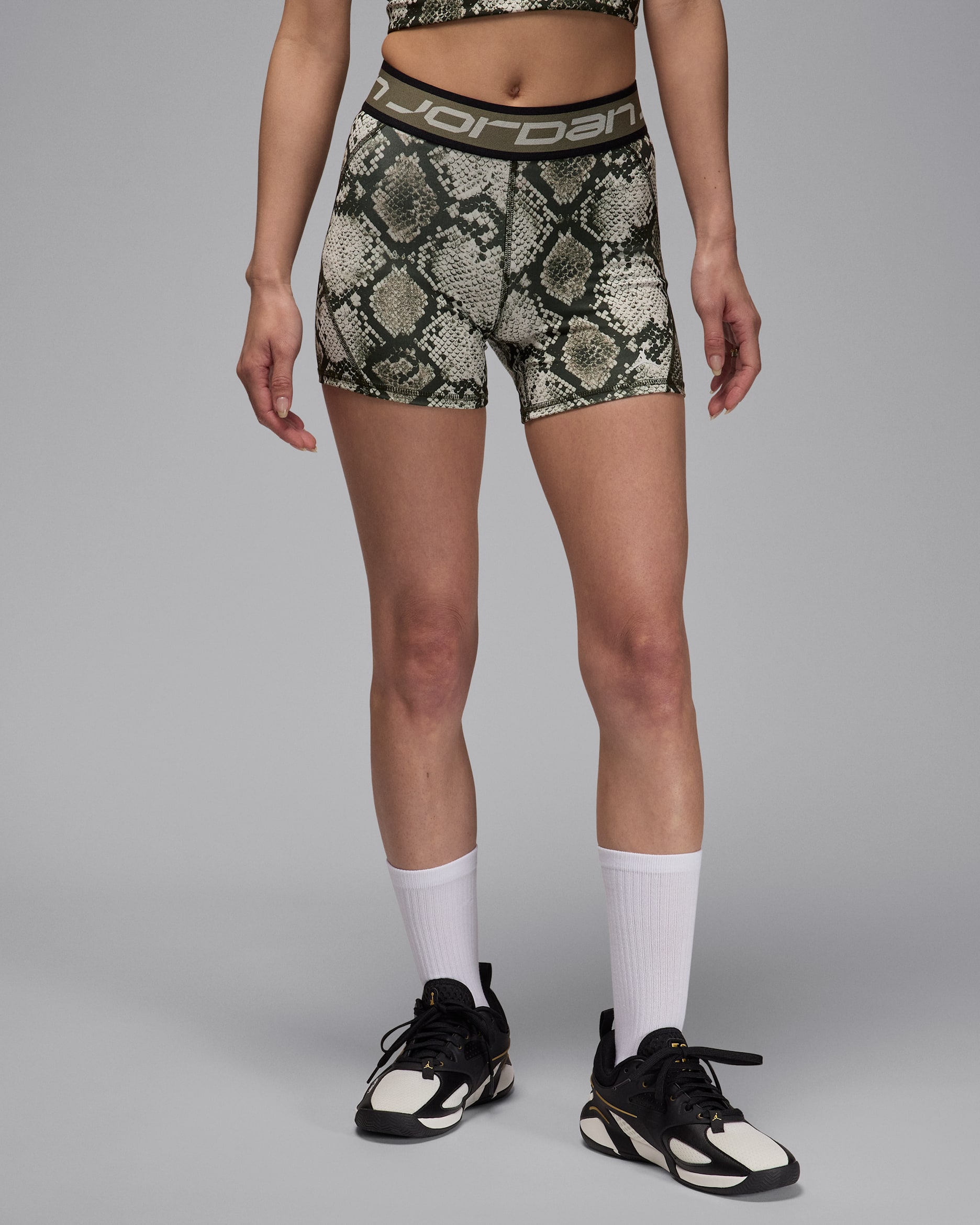 Jordan Sport Women's Shorts - Medium Olive