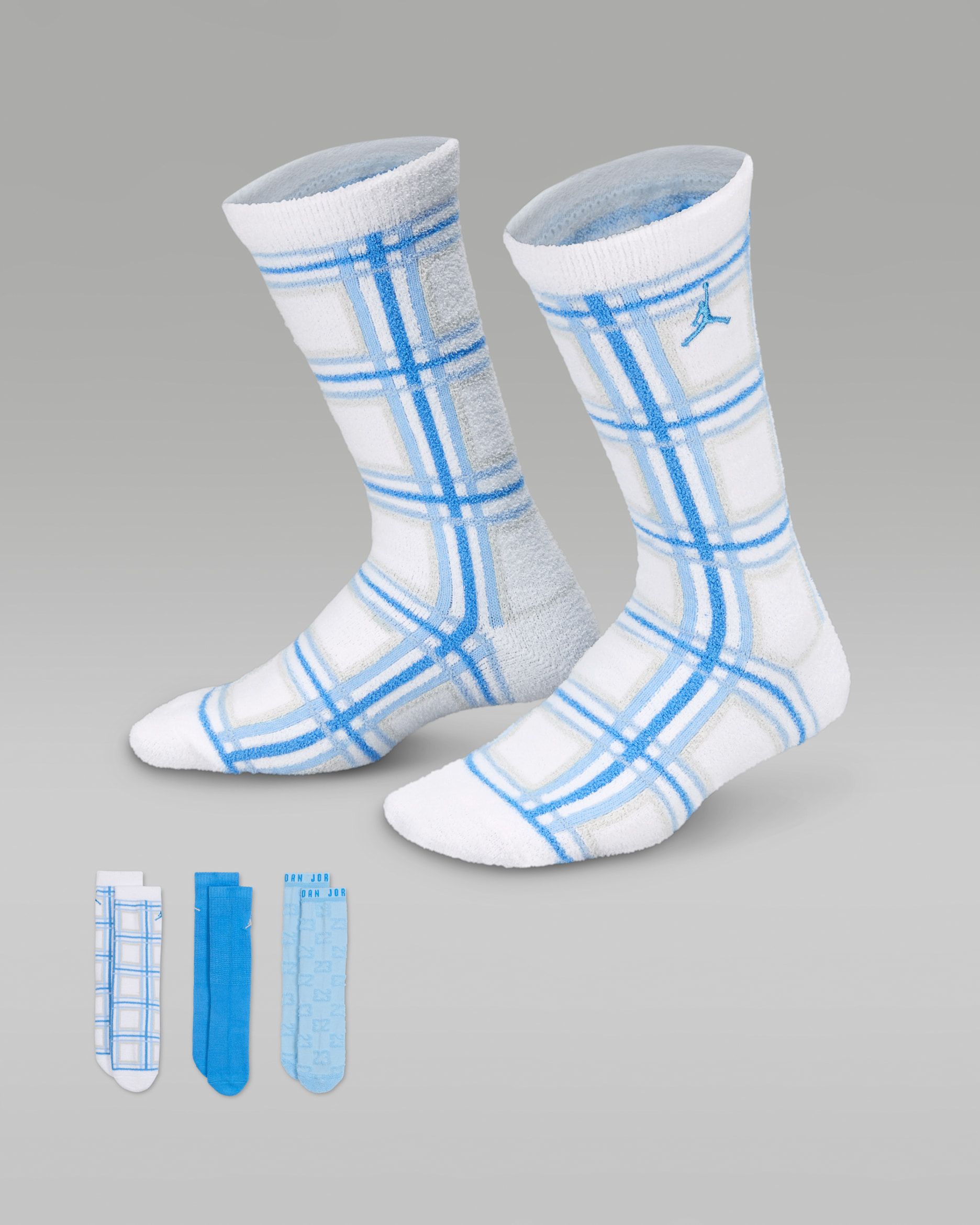 Jordan Big Kids' Holiday Crew Socks (3 Pairs) - White