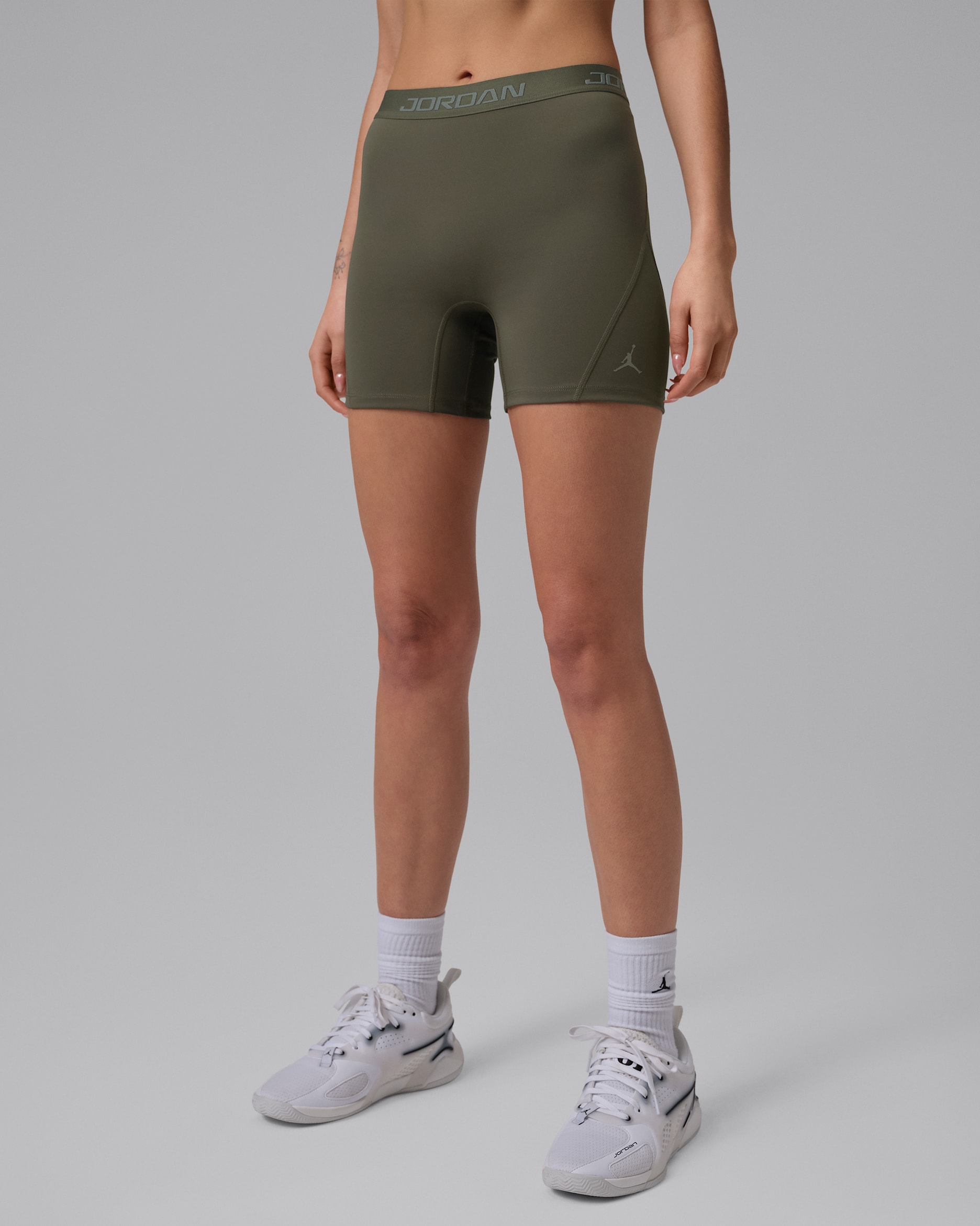 Short taille haute Dri-FIT Jordan Sport Essentials 13 cm pour femme - Cargo Khaki/Vintage Lichen