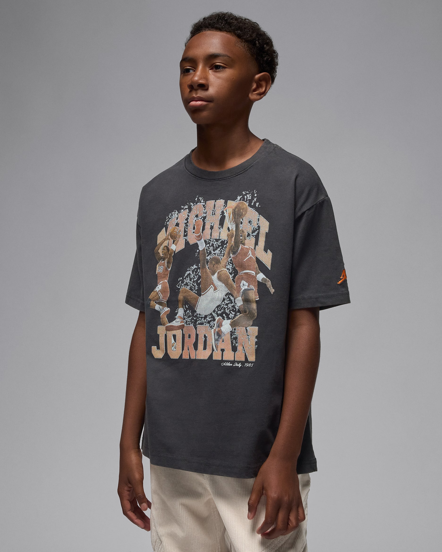 Playera con gráfico para niños talla grande Jordan Flight Essentials - Negro