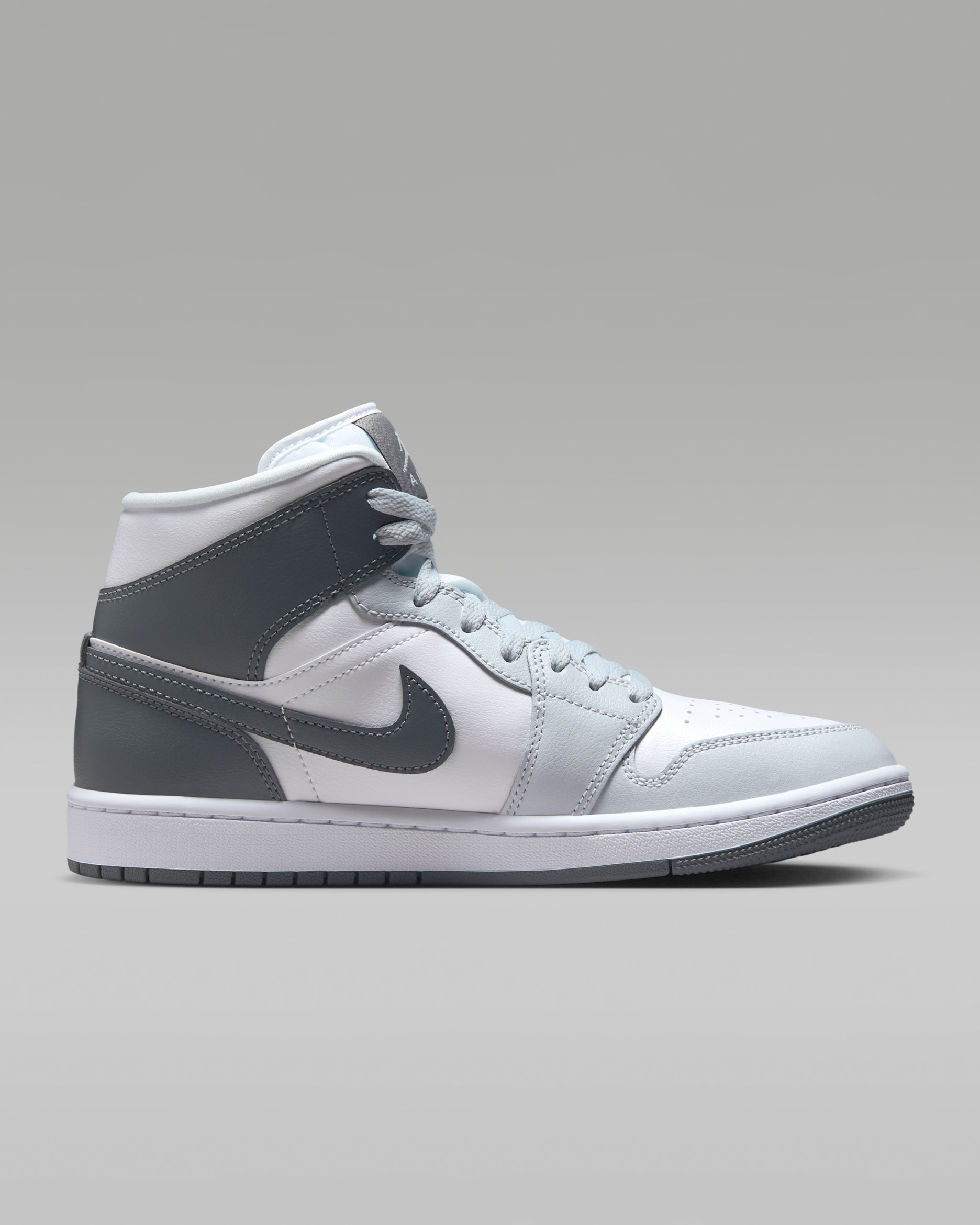 Air Jordan 1 Mid Women's Shoes