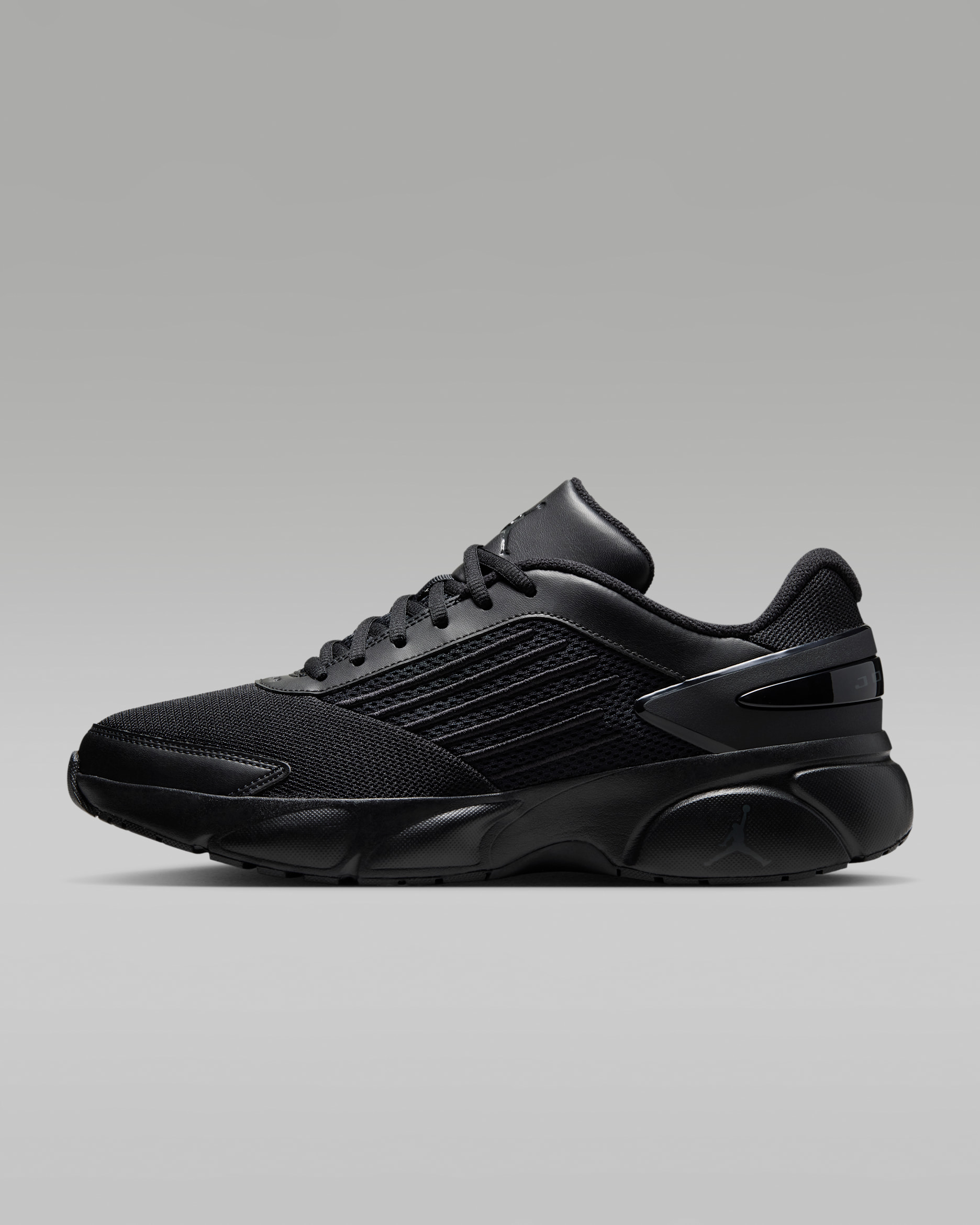 Ανδρικά παπούτσια Jordan Trunner Flow - Μαύρο/Dark Smoke Grey