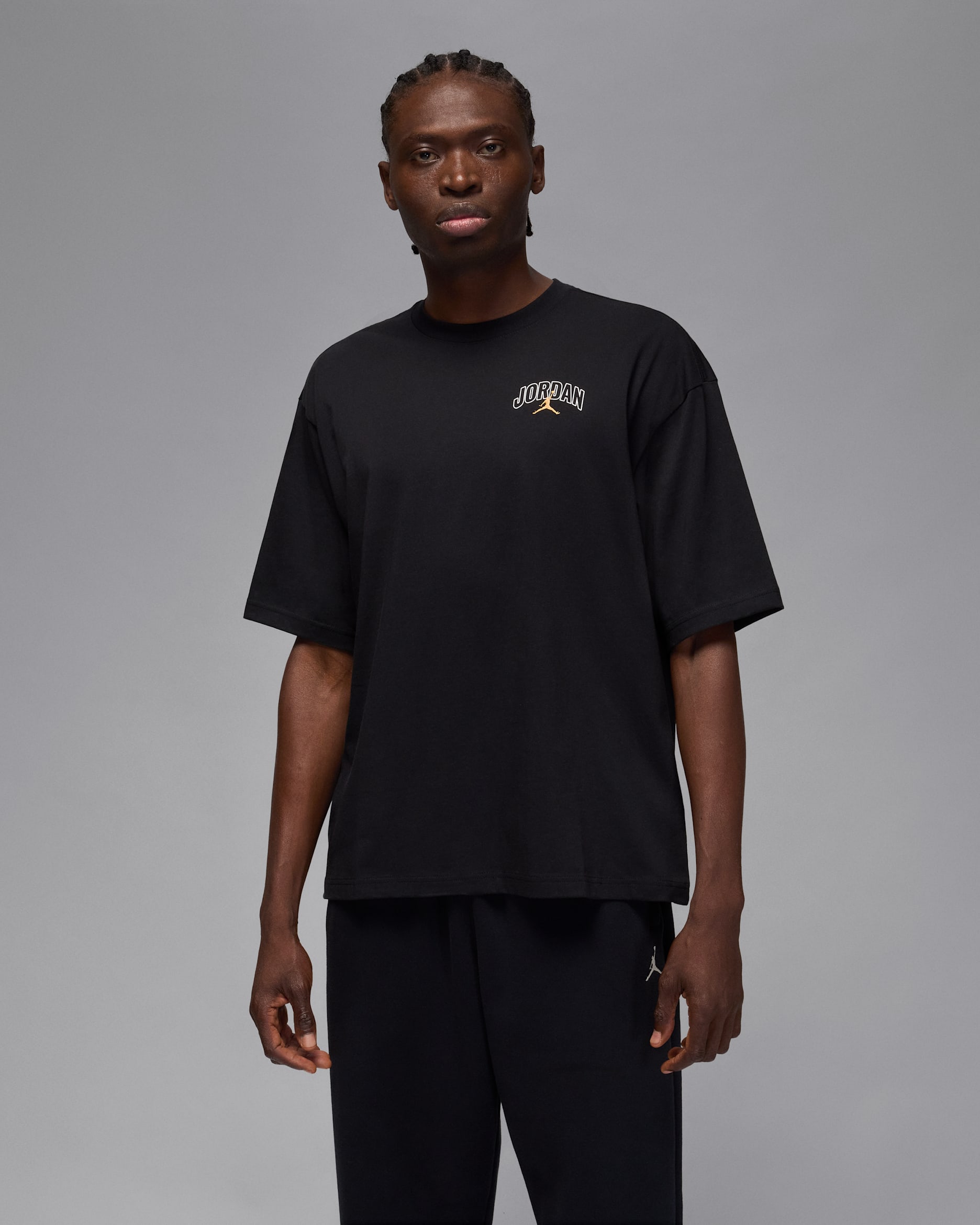 Jordan Brooklyn Men's Oversized Short-Sleeve T-Shirt - Black/White/Metallic Gold