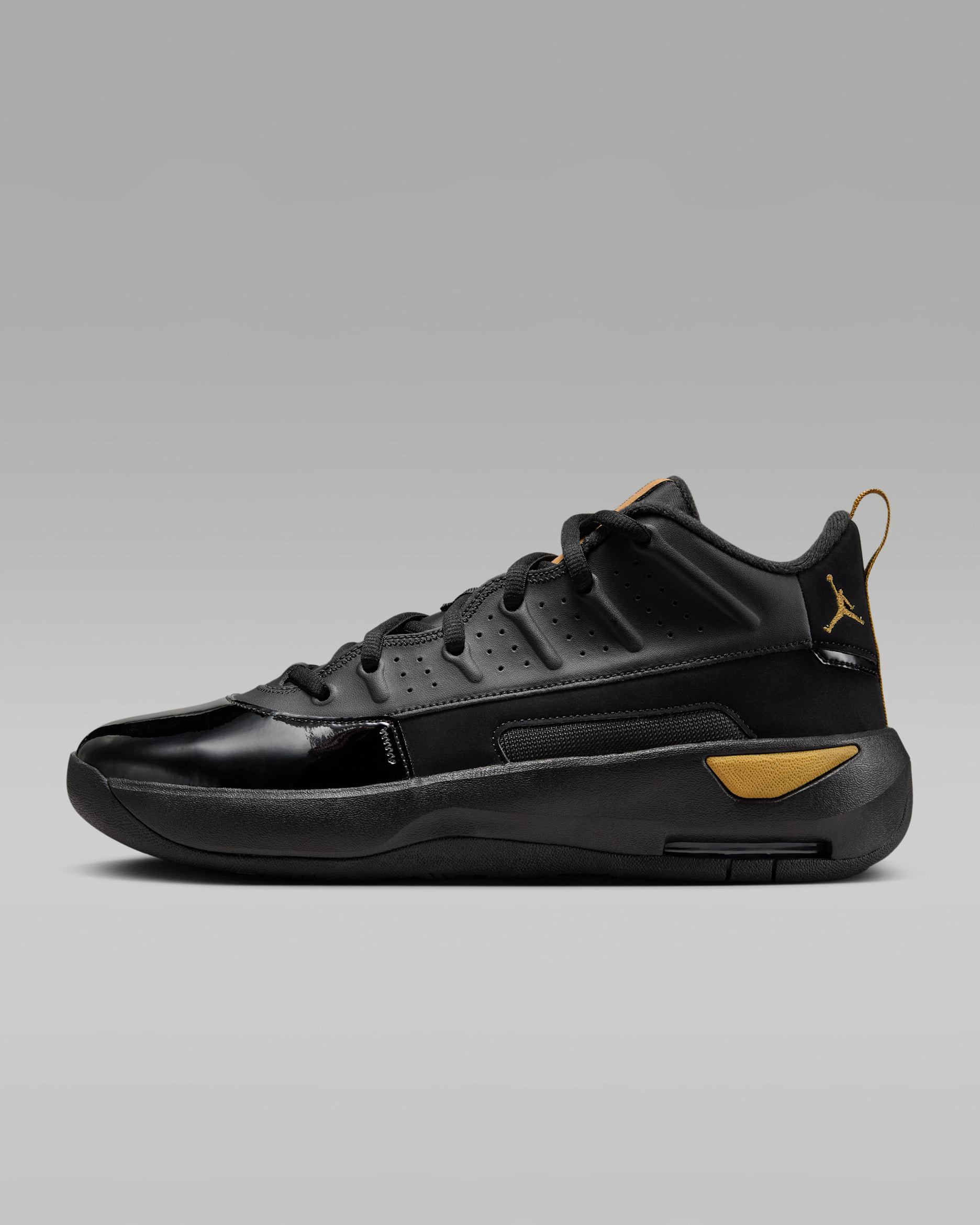 Jordan Max Aura 7 Men's Shoes - Black/Black/Metallic Gold