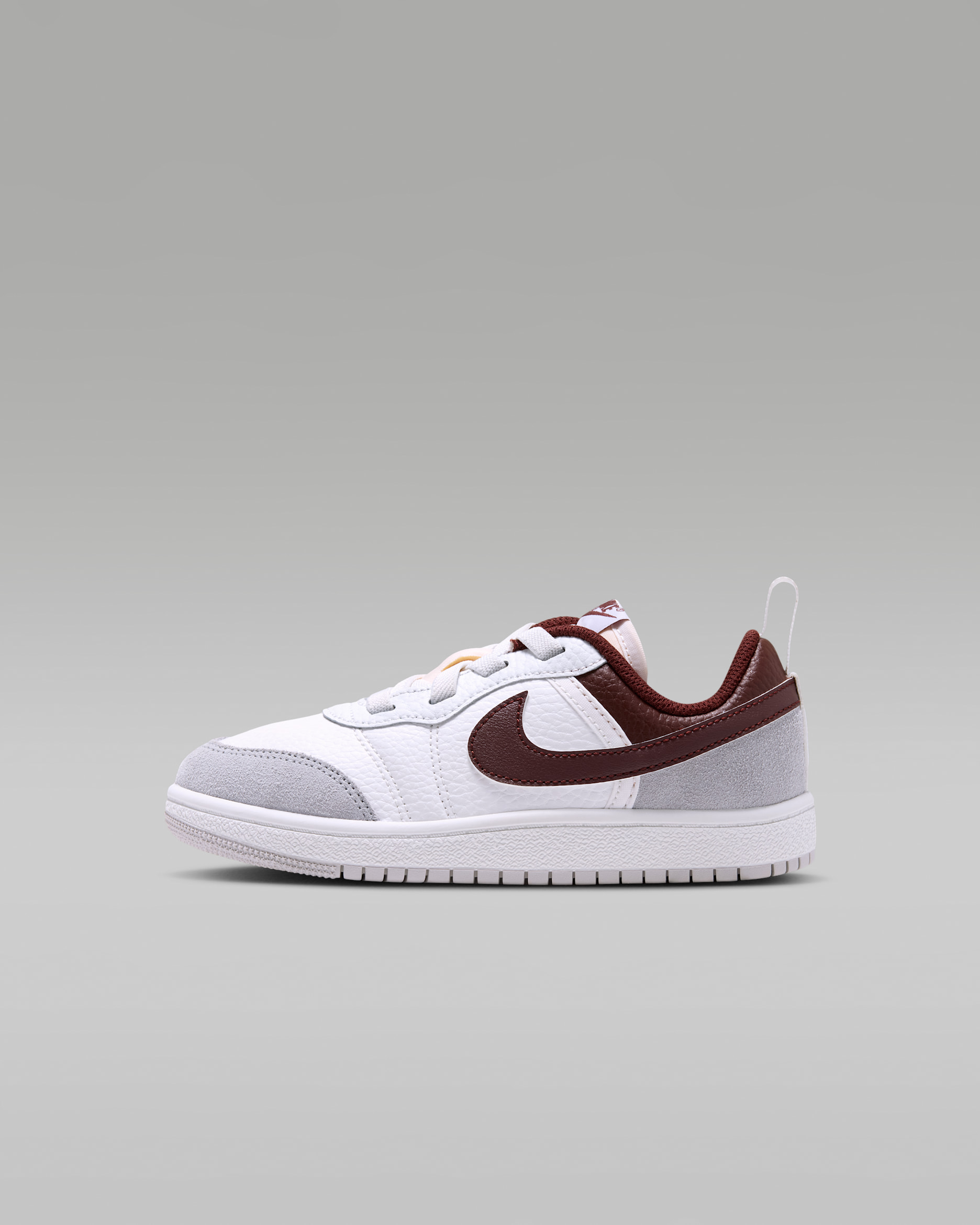 Jordan Skyline Low cipő kisgyerekeknek - Summit White/Light Smoke Grey/Neutral Grey/Bronze Eclipse