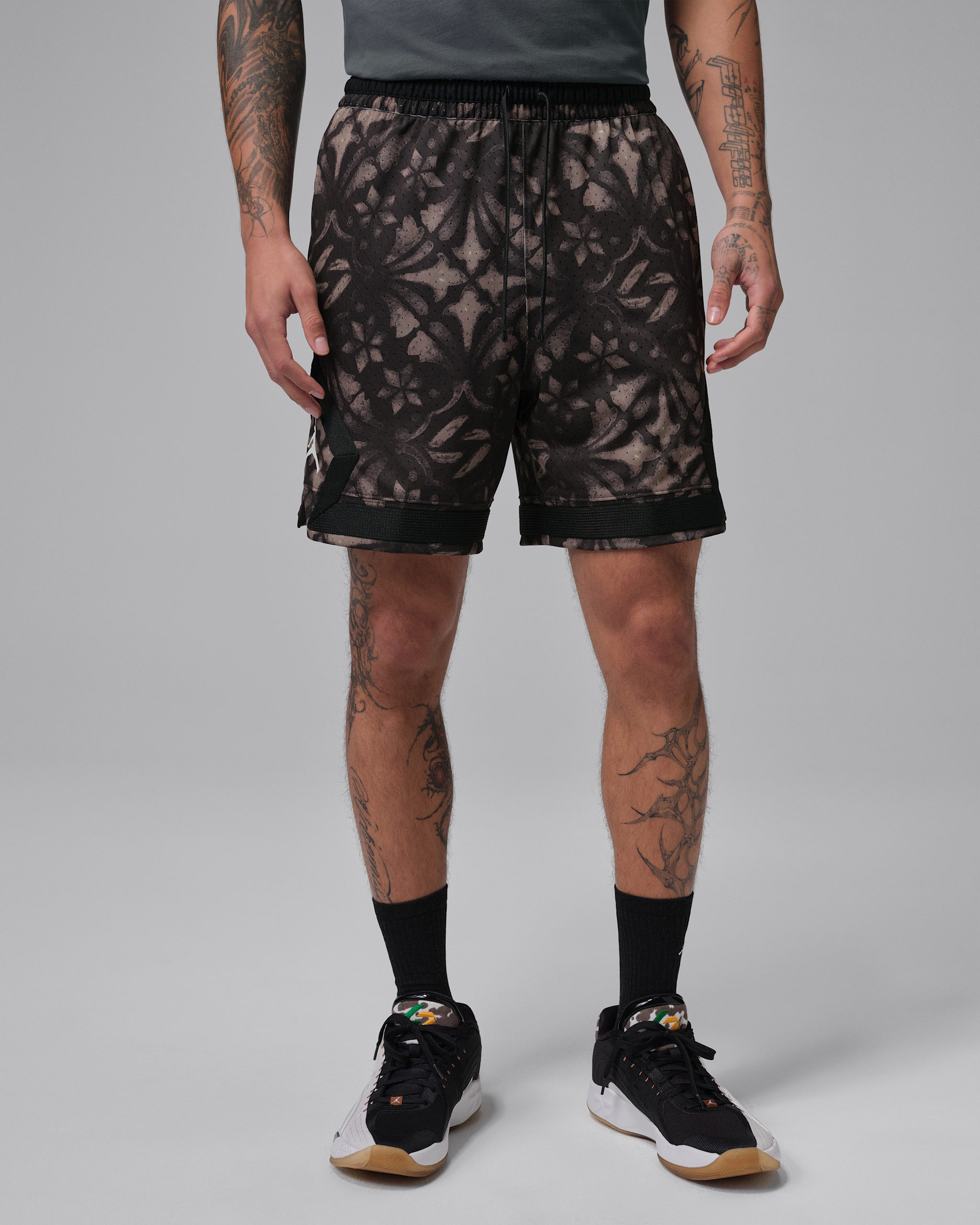 Luka Dončić Men's Dri-FIT Diamond Shorts - Black/Sail