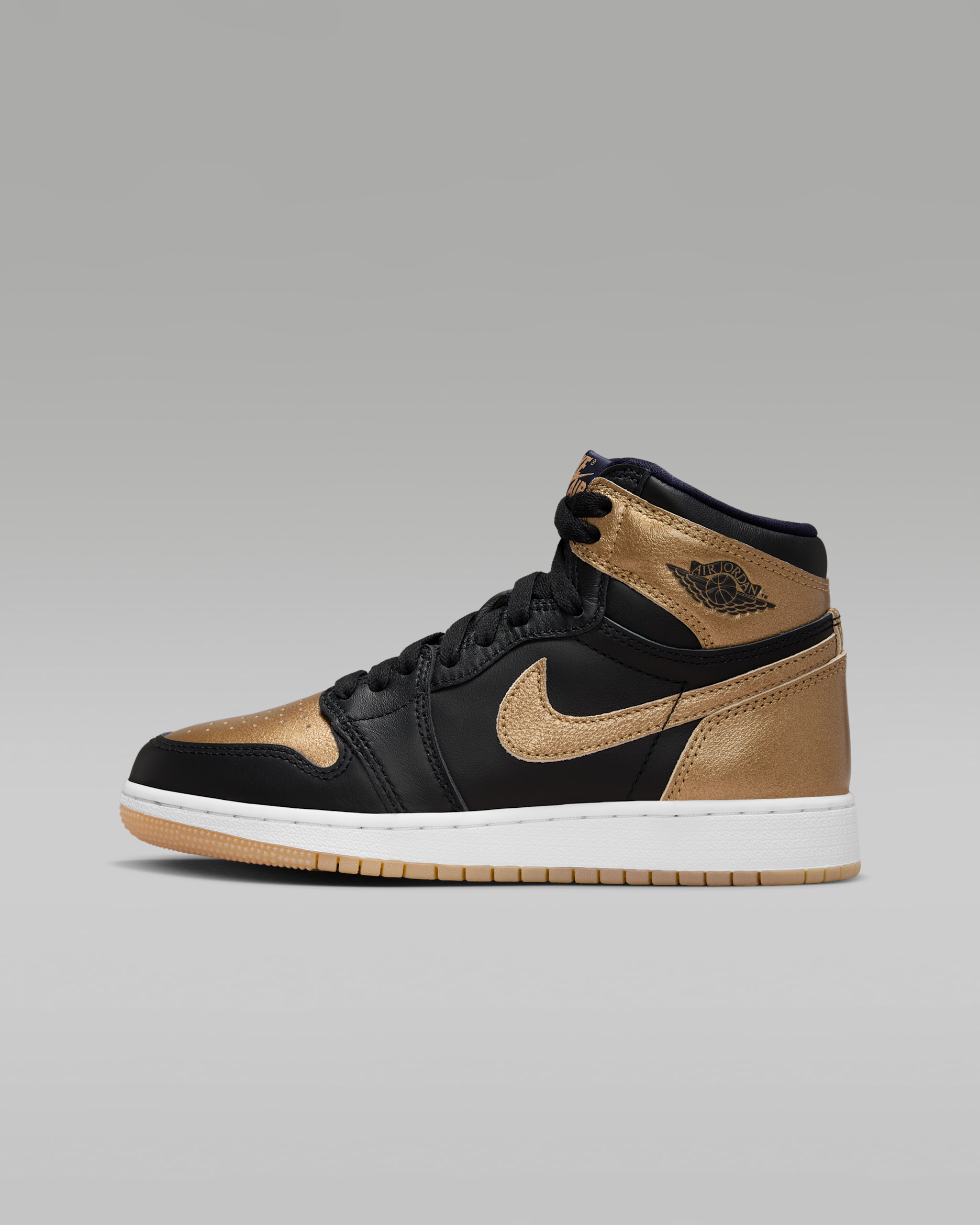 Air Jordan 1 High OG 'Black and Gold' Older Kids' Shoes - Black/Sail/Metallic Gold