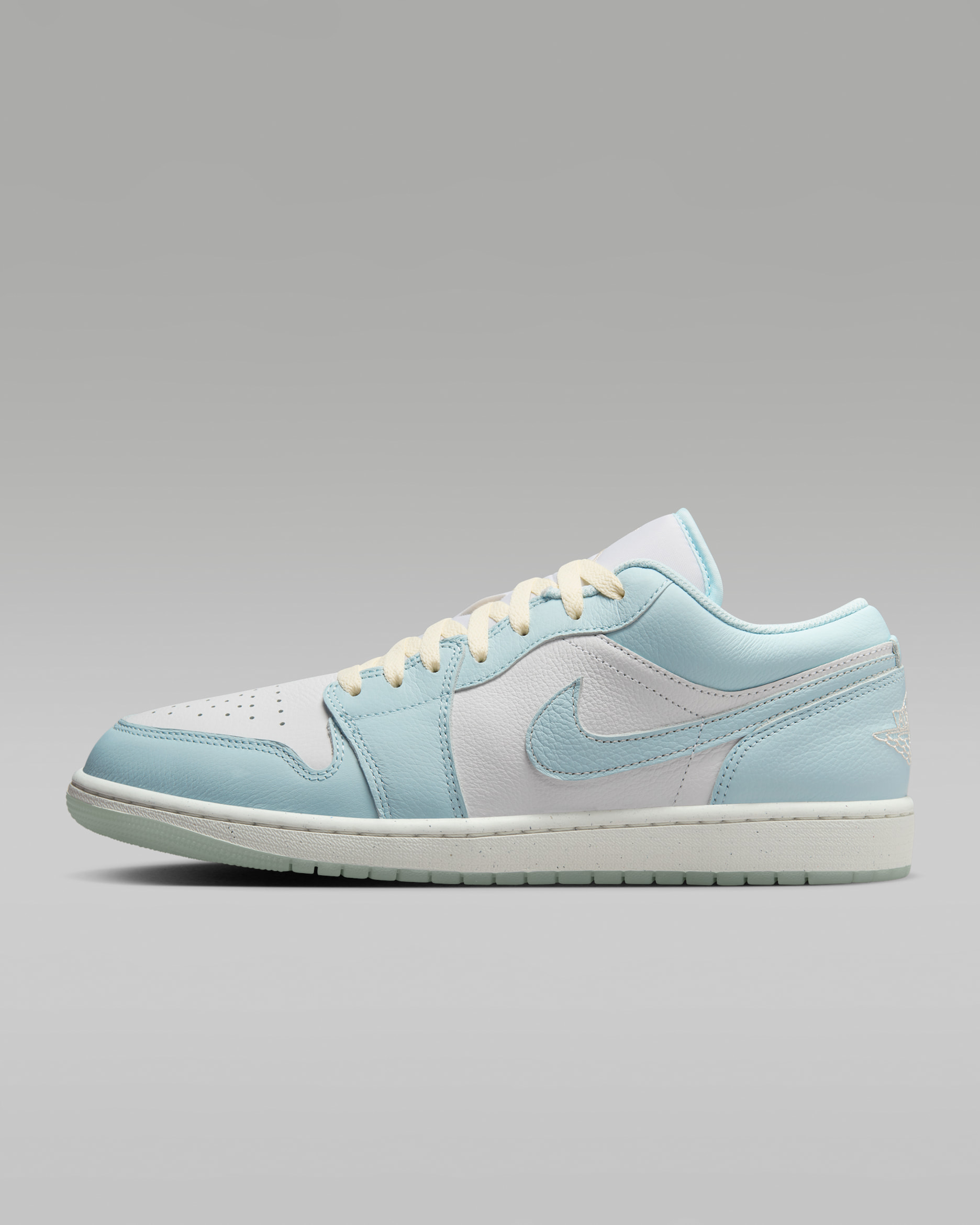 Air Jordan 1 Low SE Men's Shoes - Glacier Blue/Summit White/Guava Ice/Sea Glass