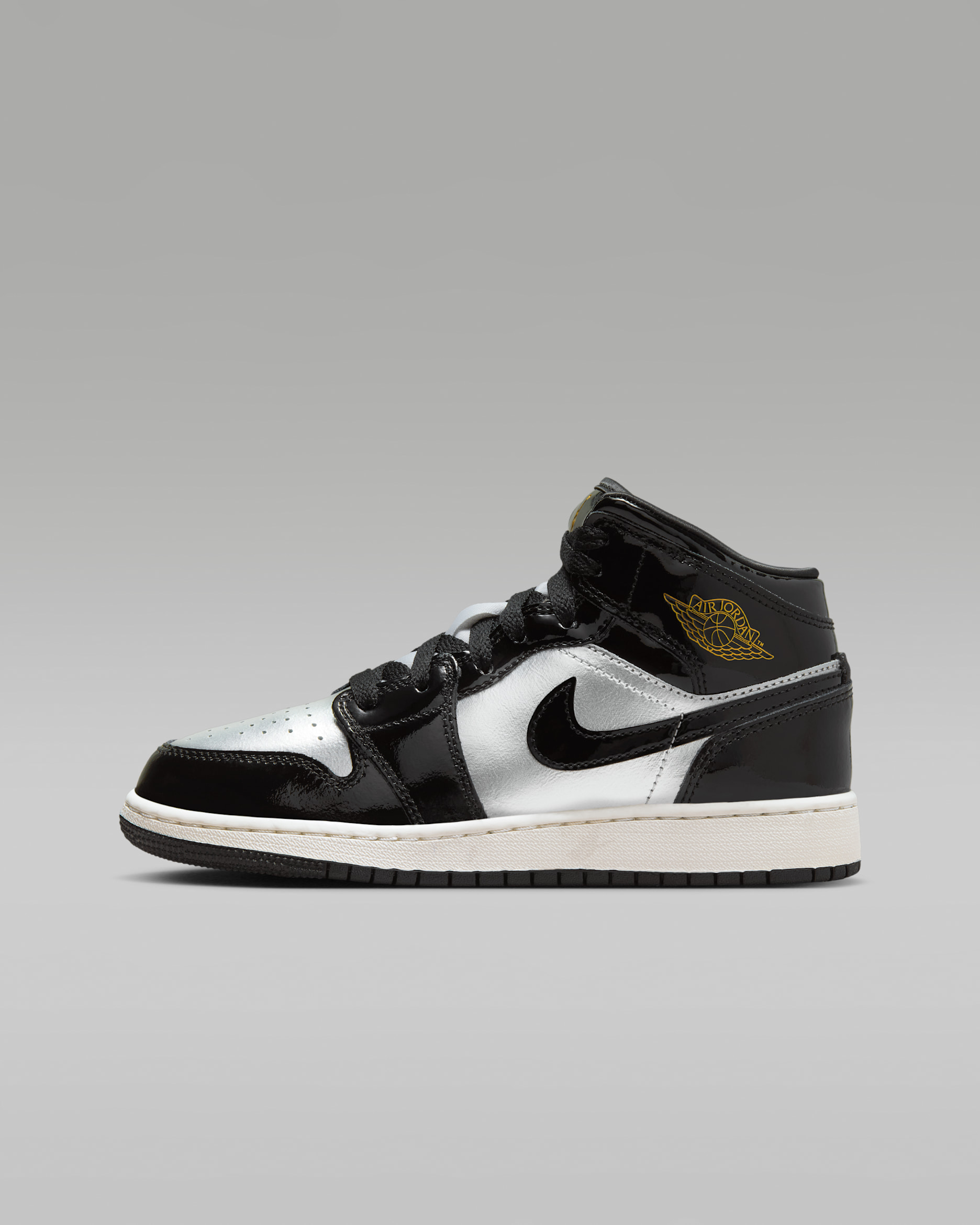 Air Jordan 1 Mid SE Big Kids' Shoes - Black/Metallic Silver/Sail/Metallic Gold