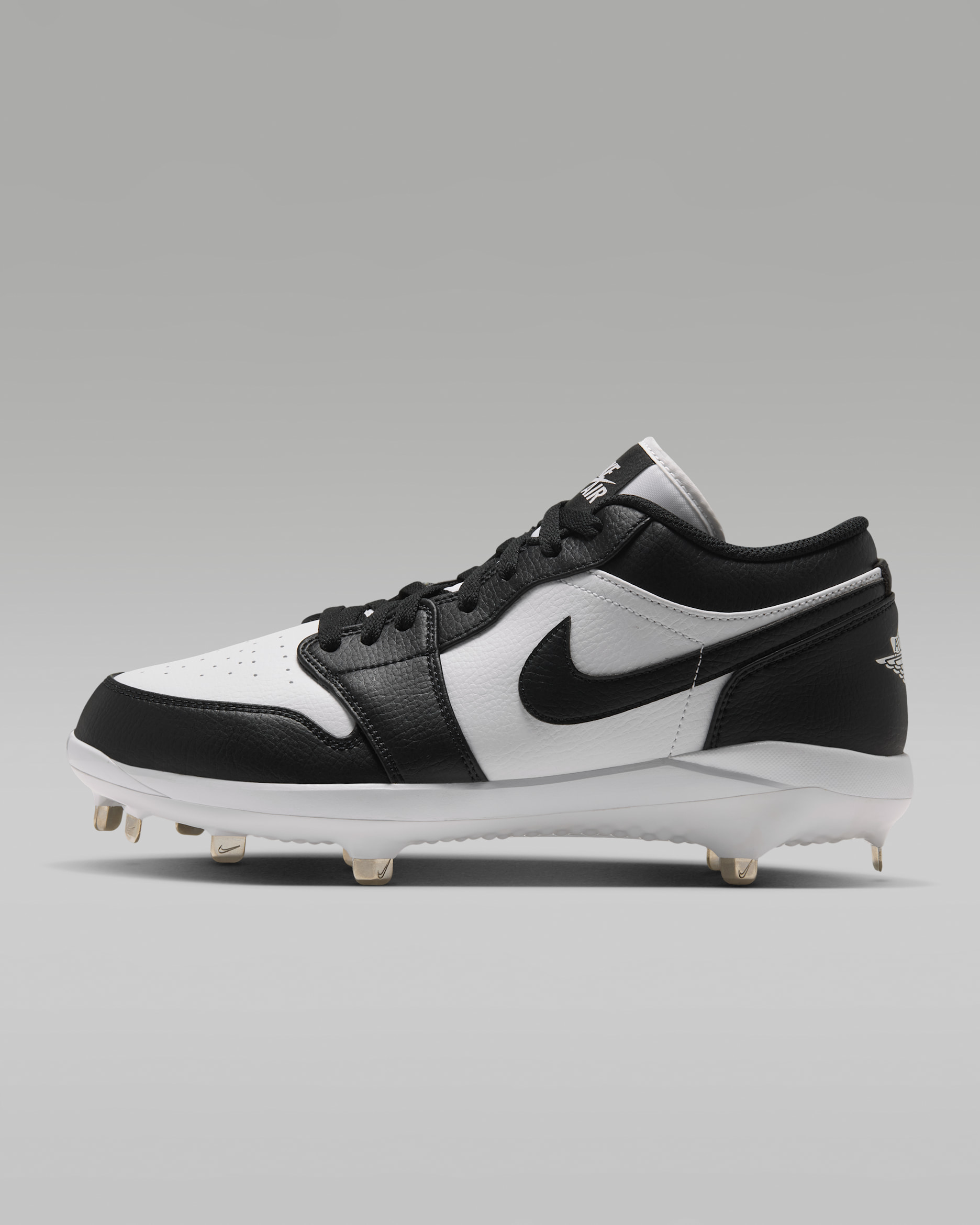 Jordan 1 Retro Low Metal Baseball Cleats - White/Black