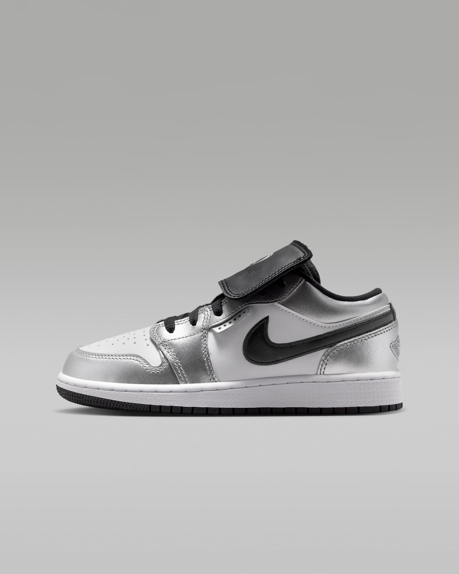 Air Jordan 1 Low SE cipő nagyobb gyerekeknek - Fehér/Fehér/Metallic Silver/Fekete