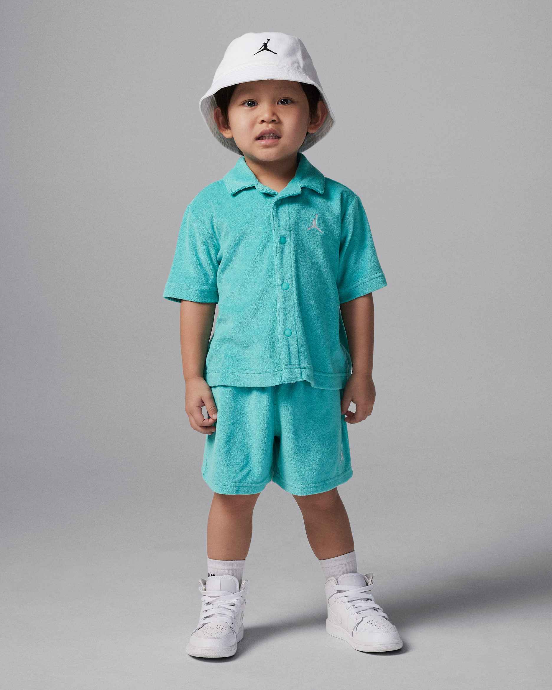 Conjunto de 2 piezas de campamento de tela de felpa para niños talla pequeña Jordan - Azul verdoso lavado