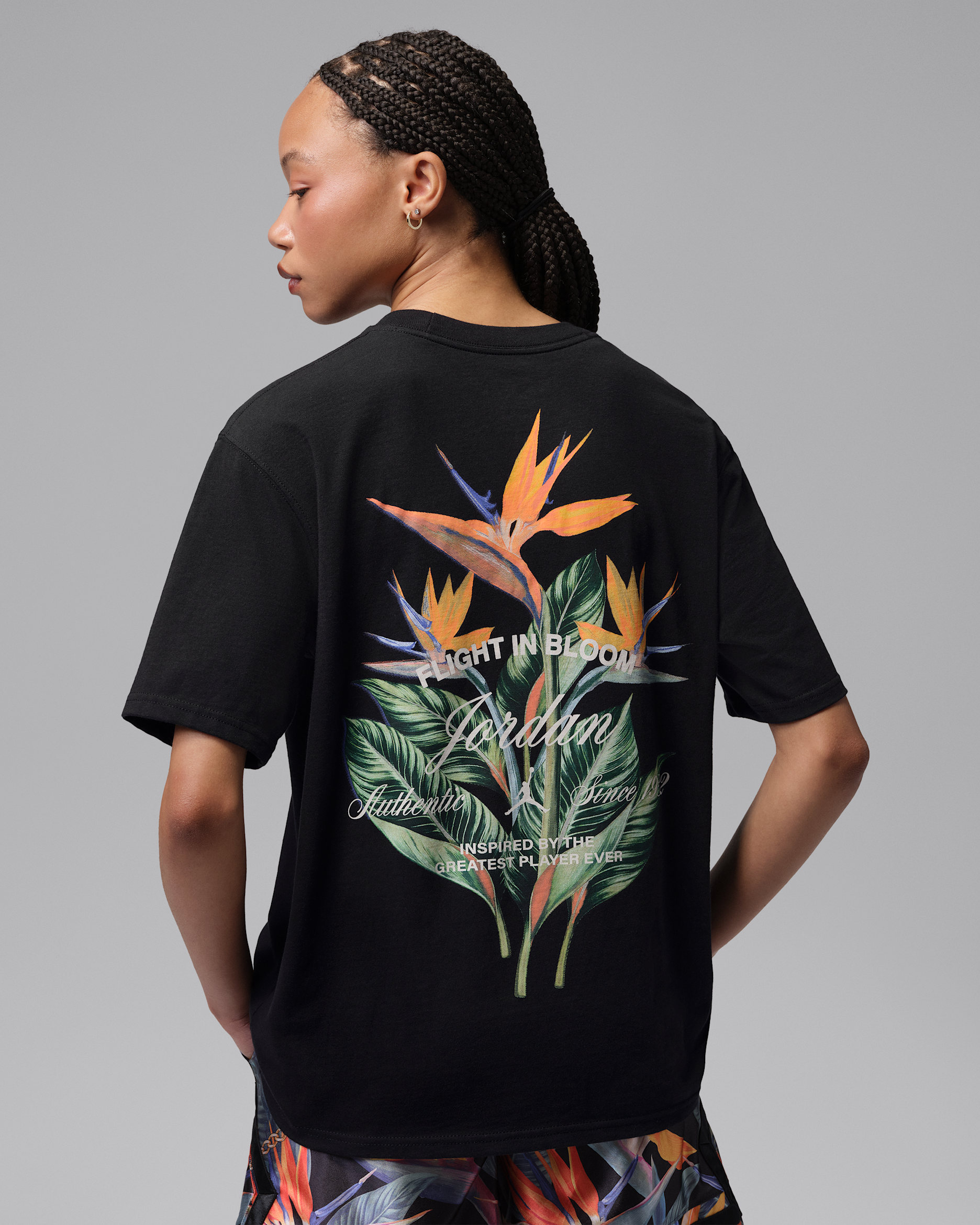 Jordan Women's Graphic Girlfriend T-Shirt - Black