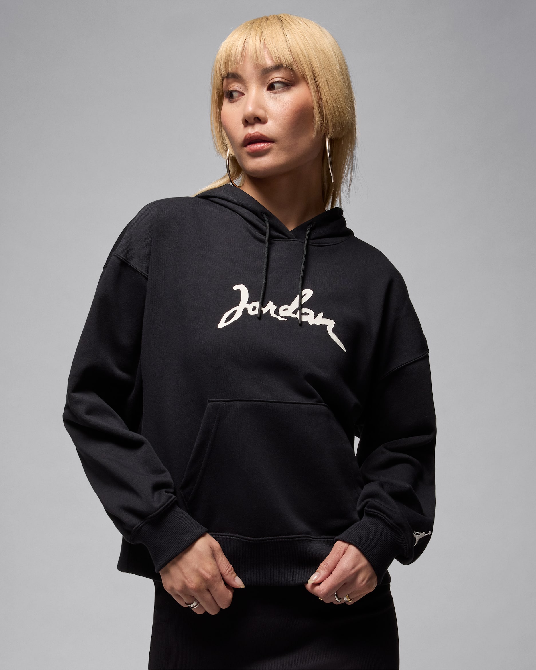 ジョーダン ブルックリン フリース ウィメンズ グラフィック トレーナー - ブラック/セイル