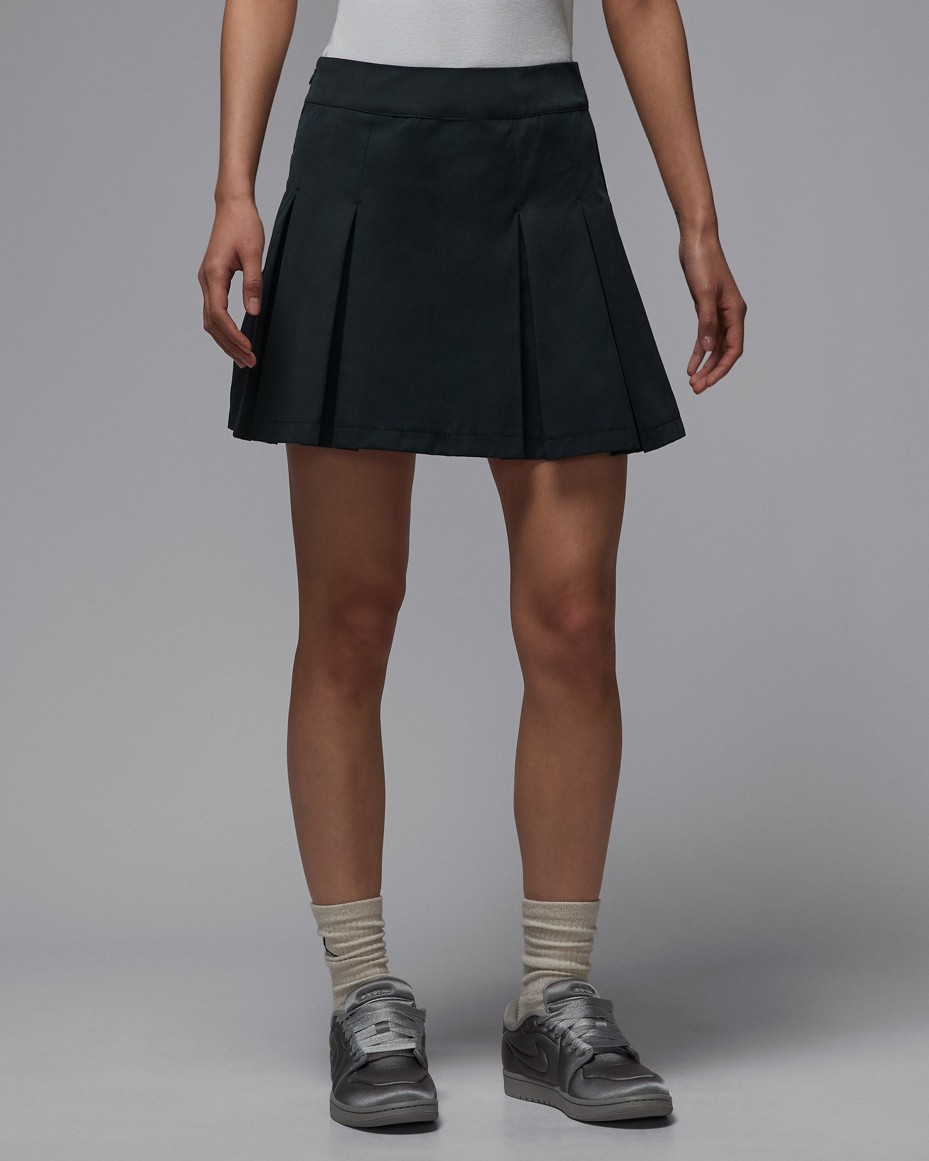ジョーダン プールサイド ウィメンズ プリーツ スカート - ブラック
