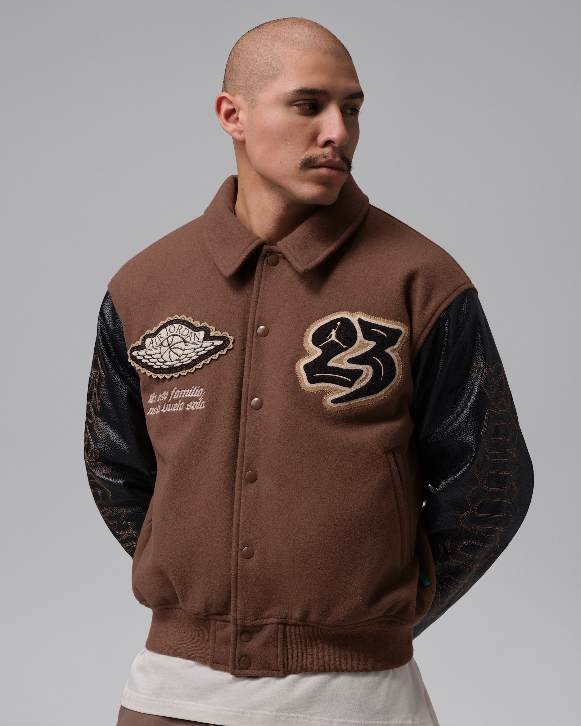 Chamarra universitaria para hombre Jordan Flight Día de Muertos - Chocolate claro