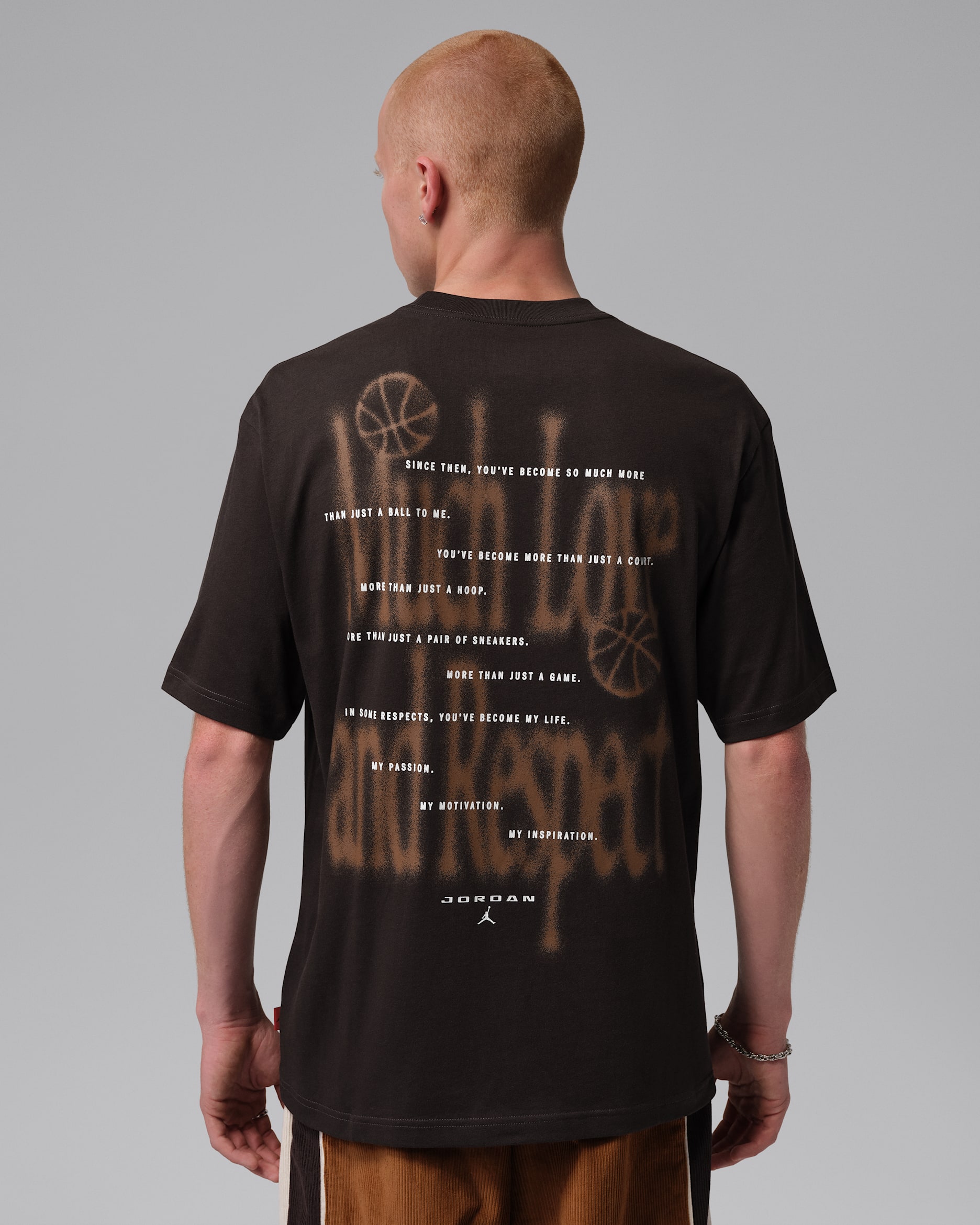 ジョーダン ブルックリン メンズ Tシャツ - シャドーブラウン