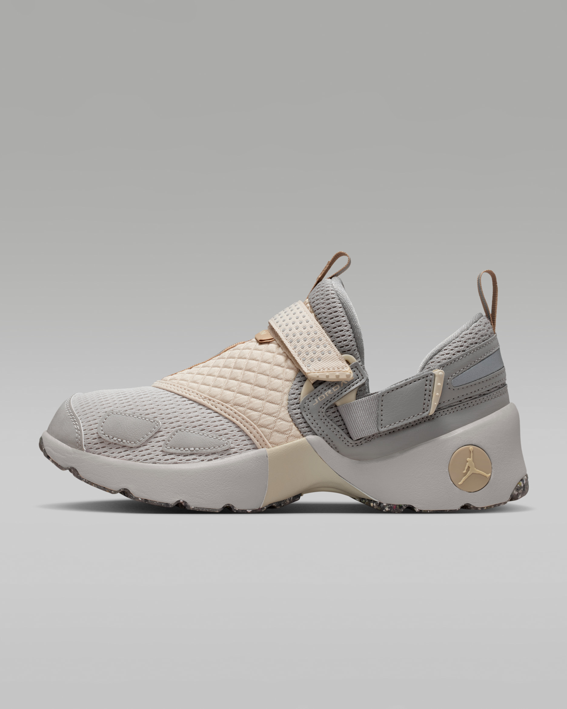 조던 트러너 LX 여성 신발 - 라이트 아이언 오어/이니그마 스톤/헴프/오트밀