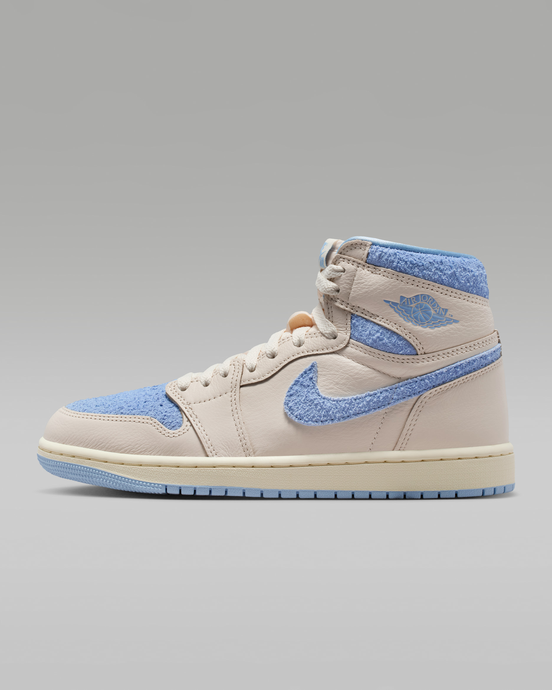Air Jordan 1 Retro High OG Women's Shoes - Pale Ivory/Coconut Milk/Psychic Blue