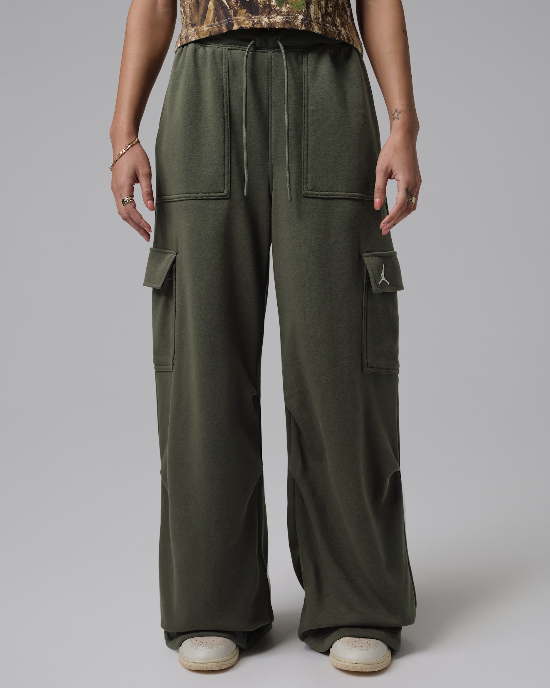 Jordan Brooklyn Fleece Women's Cargo Pants - Cargo Khaki/White