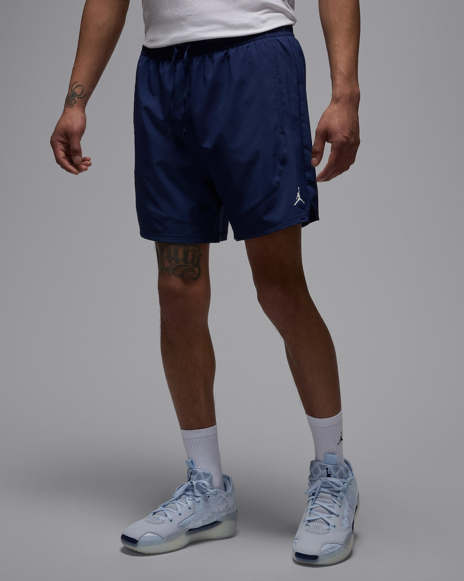 Jordan Dri-FIT Sport Herren-Trainingsshorts aus Webmaterial - Midnight Navy/Weiß