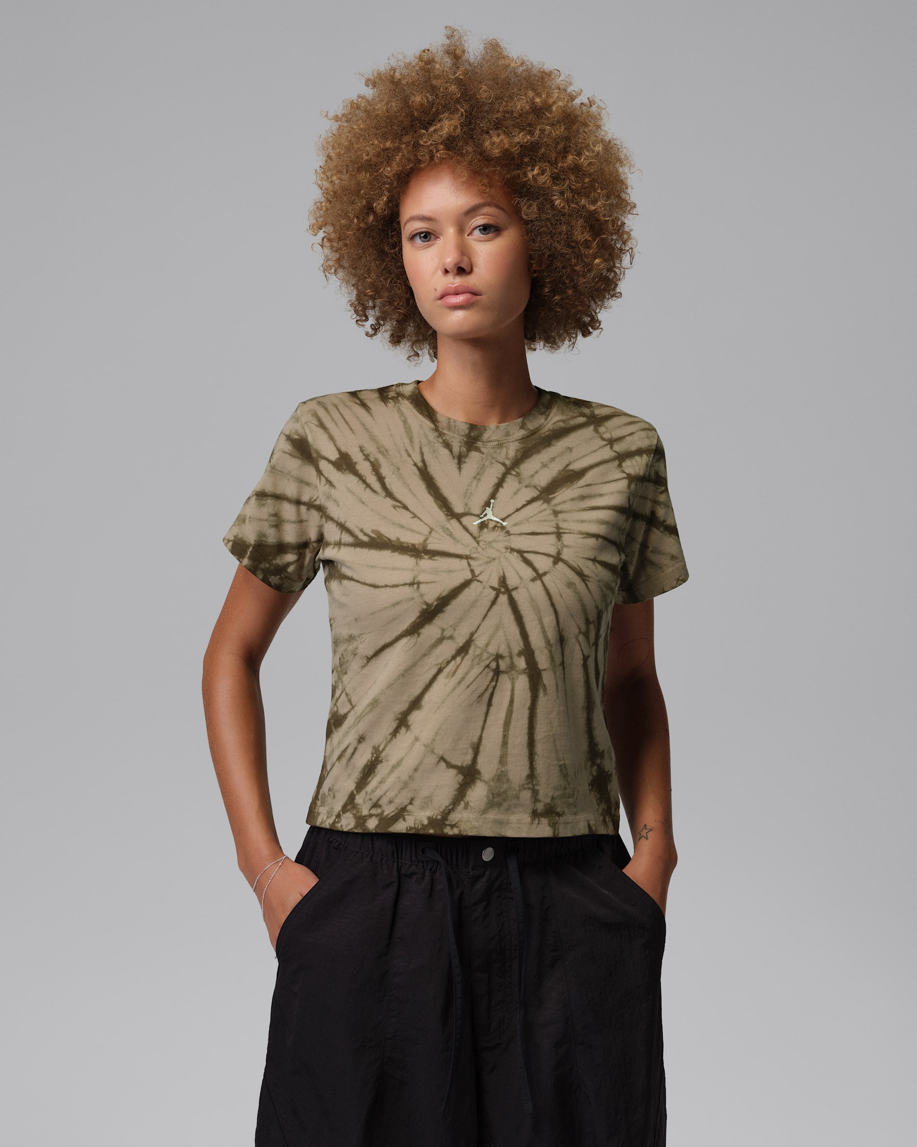 Jordan Brooklyn Women's Graphic T-Shirt - Khaki/Pale Ivory