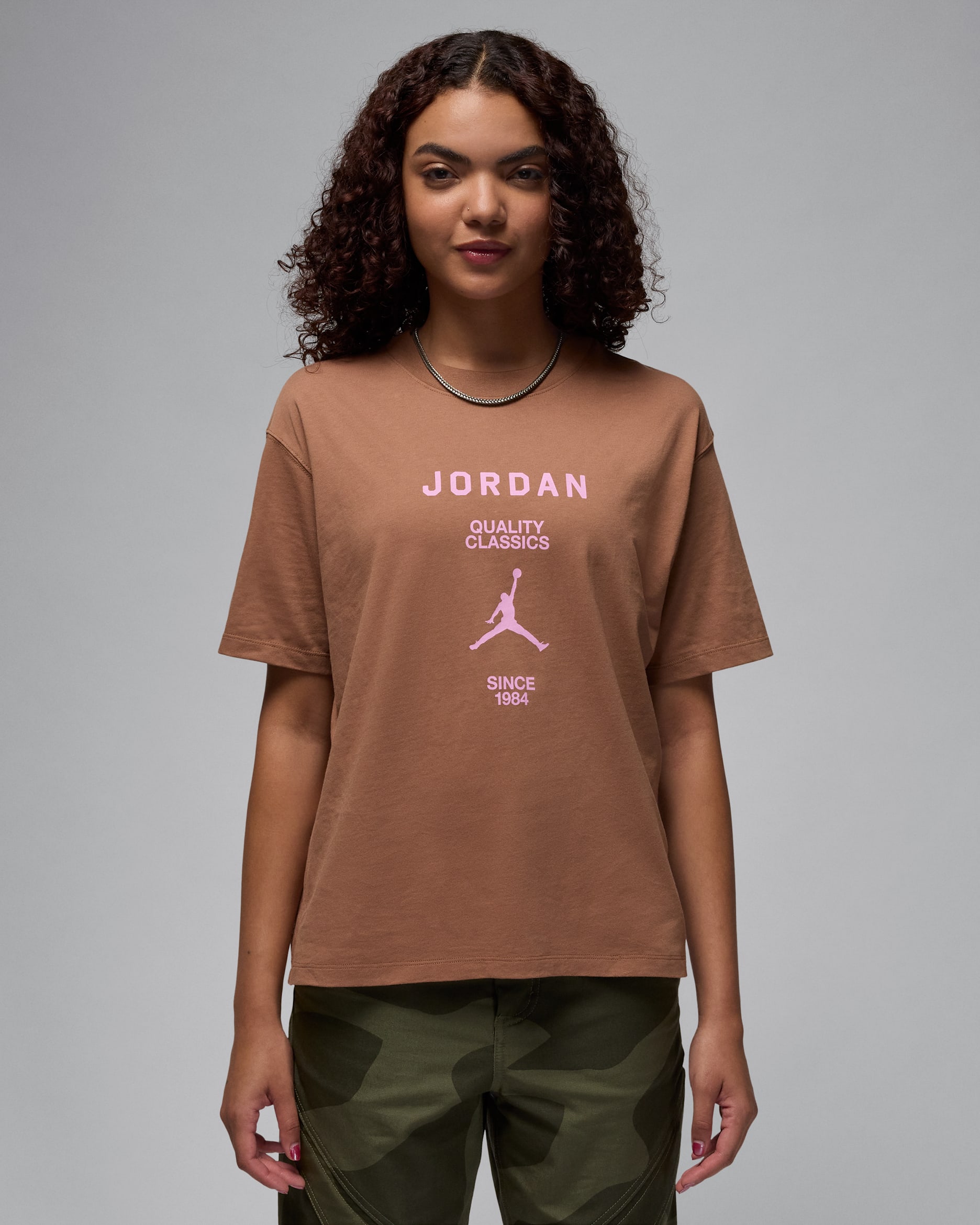Jordan Women's Girlfriend T-Shirt - Archaeo Brown/Beyond Pink