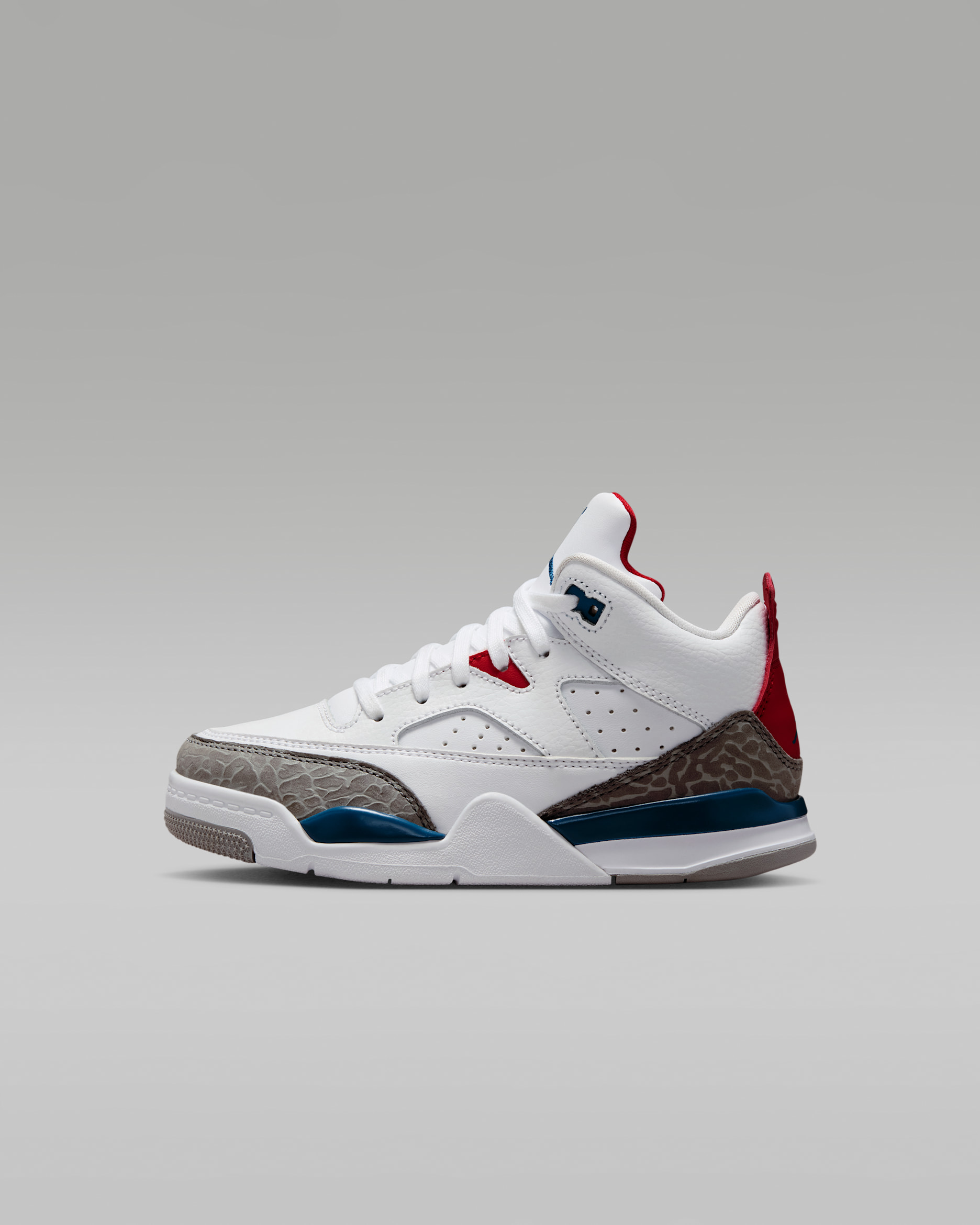 Jordan Son of Mars Low Little Kids' Shoes - White/Varsity Red/Light Smoke Grey/True Blue